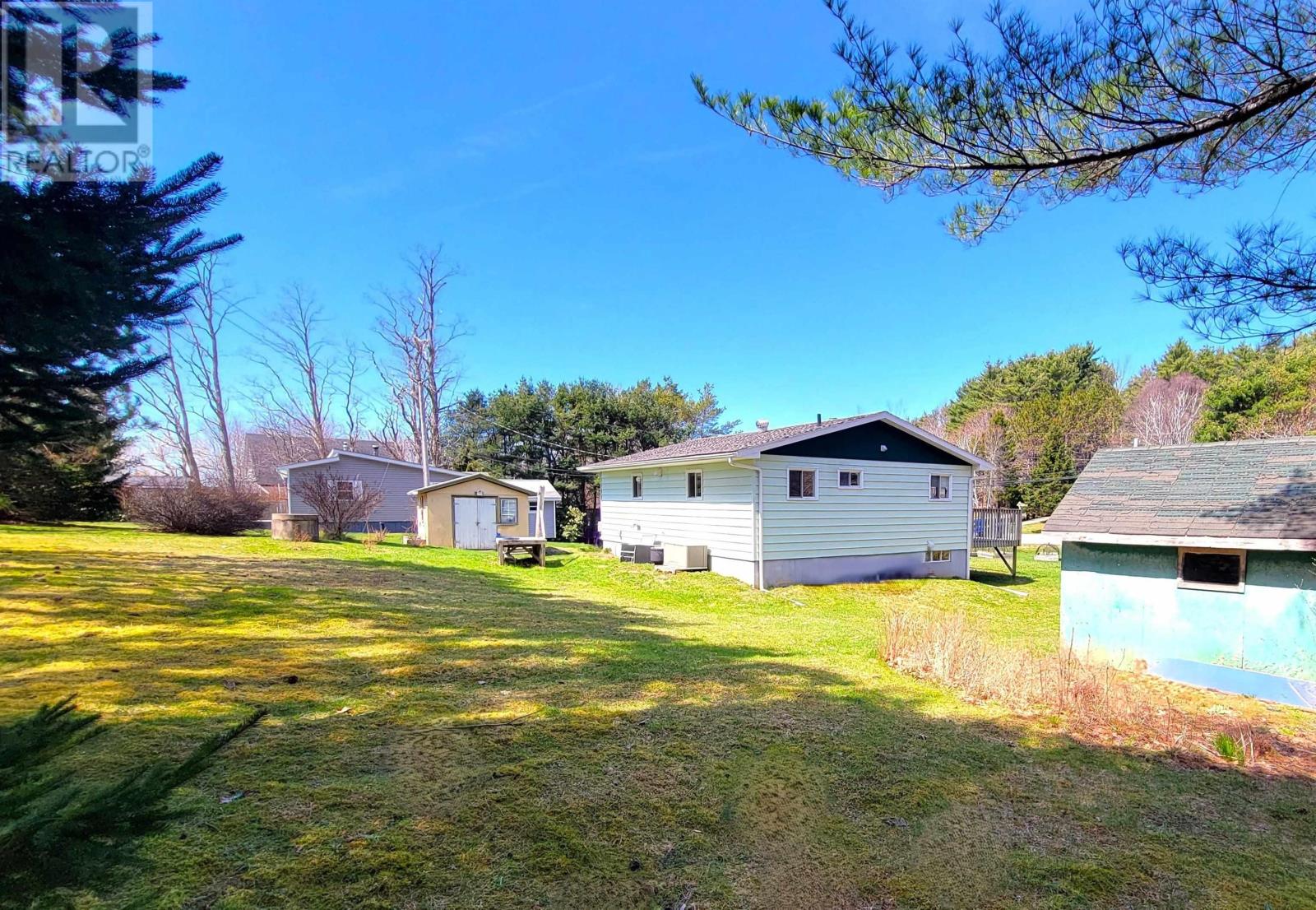 For sale 1227 Oakland Road, Oakland, Nova Scotia B0J2E0 202407905