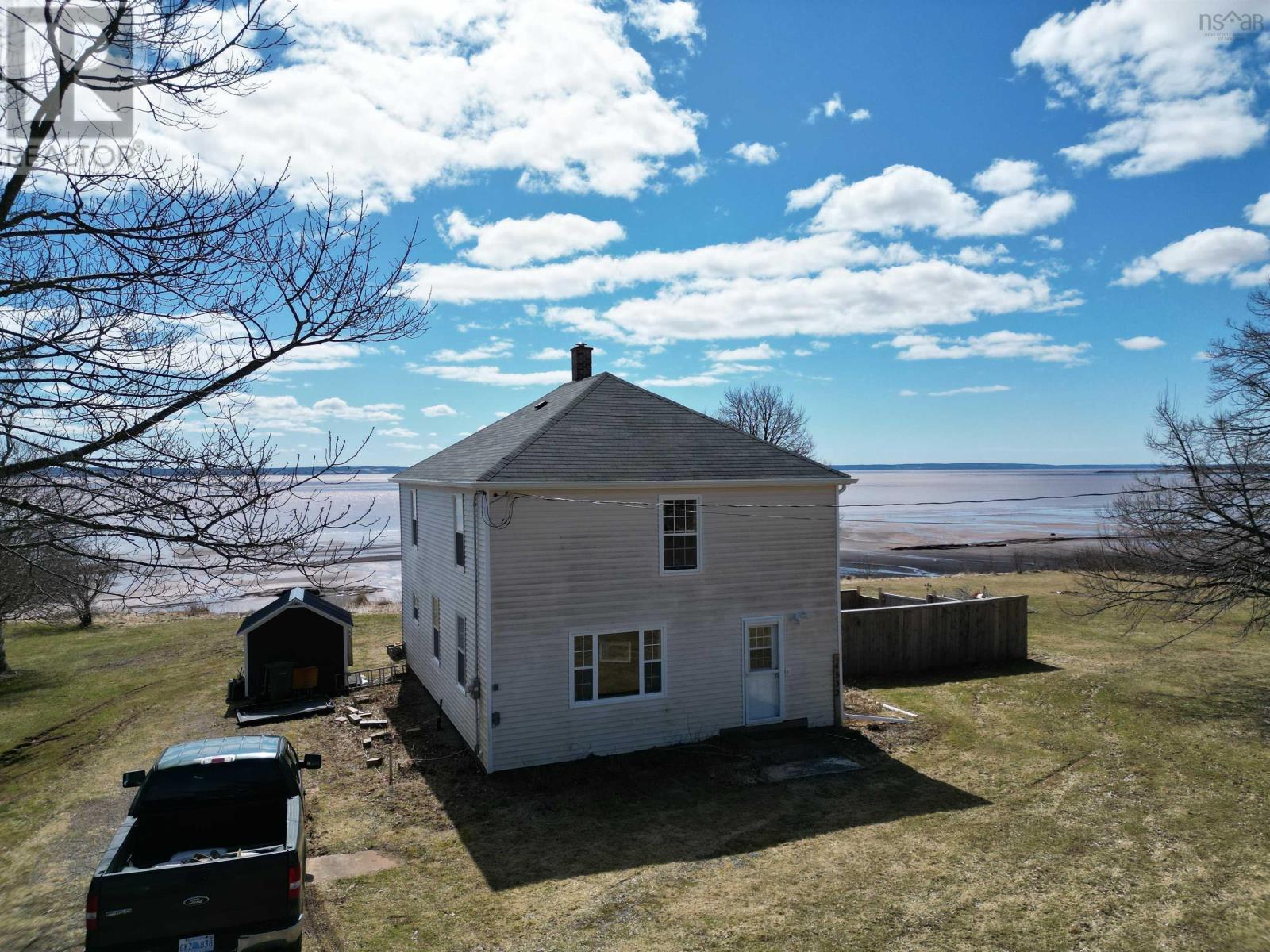 For sale 4532 NS2, Upper Economy, Nova Scotia B0M1B0 202406049