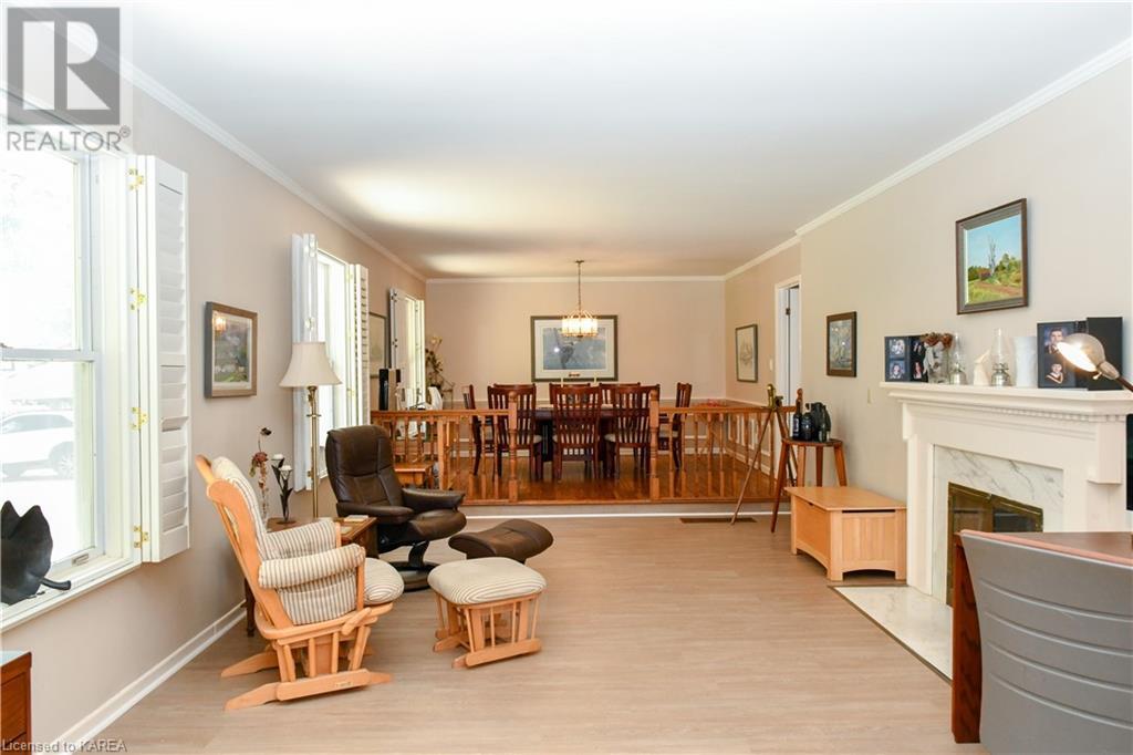 For sale 333 HOWE ISLAND FERRY Road, Gananoque, Ontario K7G2V5