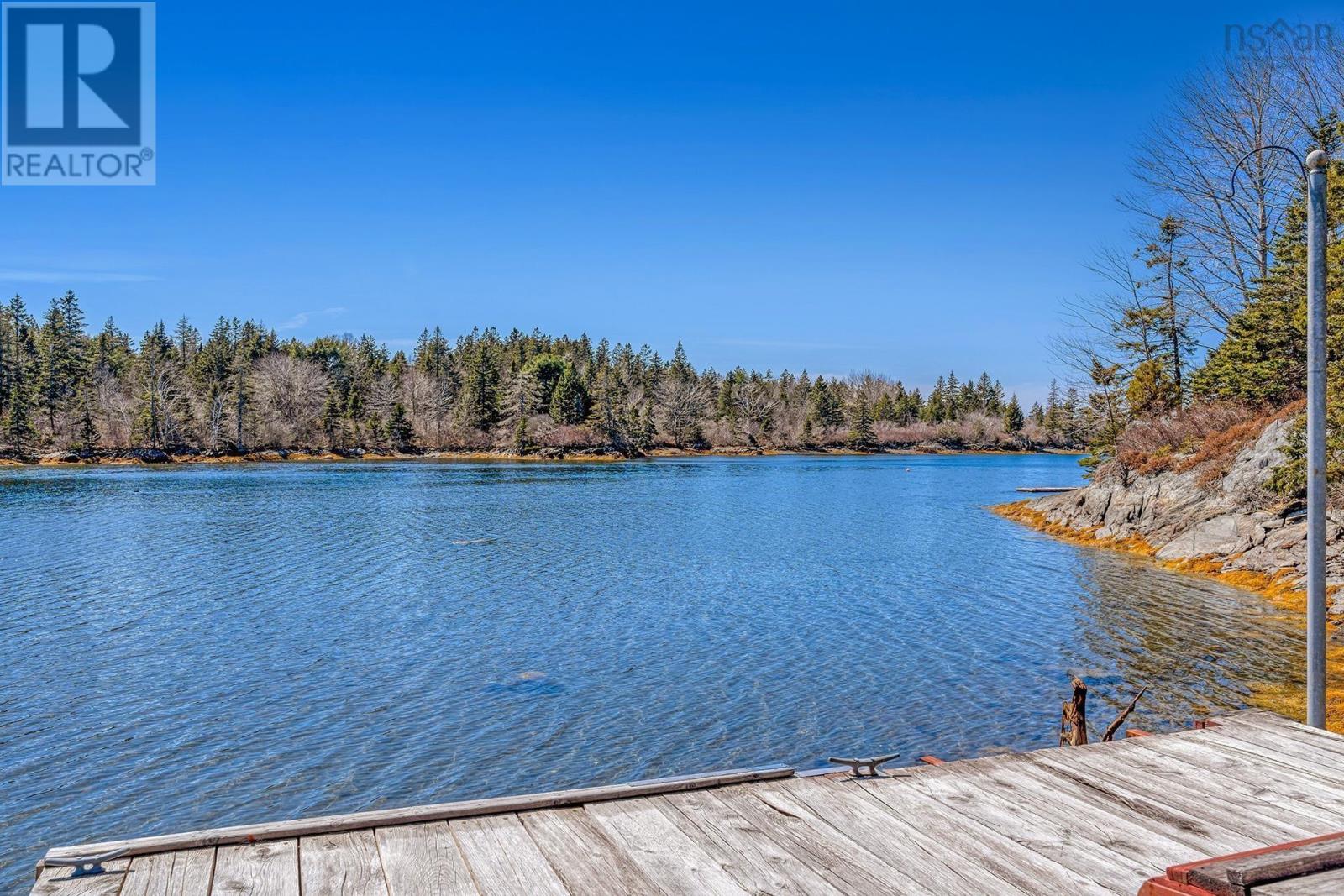 For sale 40 whynacht cove Road, Heckmans Island, Nova Scotia B0J2C0
