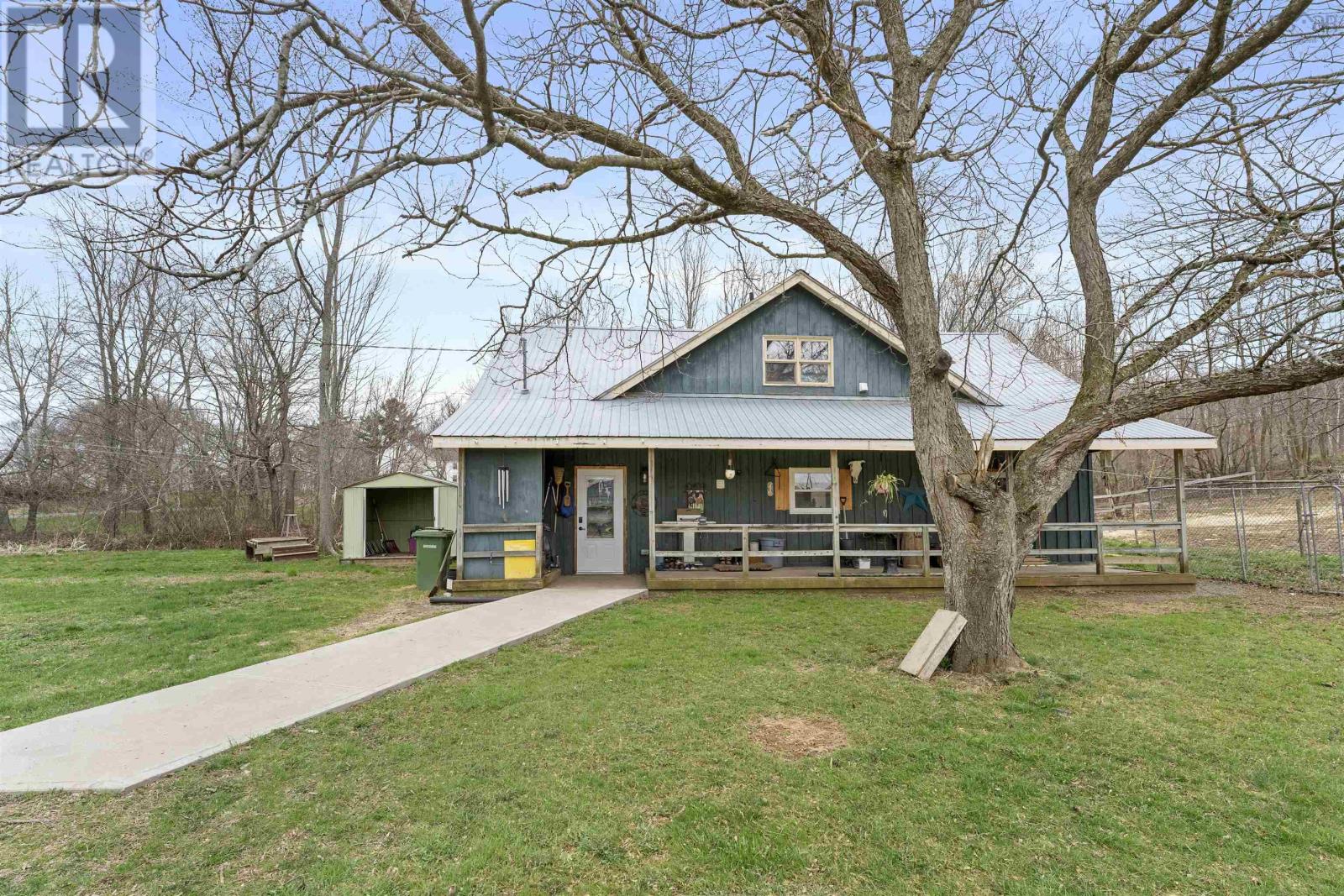 For sale 246 Old Post Road, North Grand Pre, Nova Scotia B0P1M0