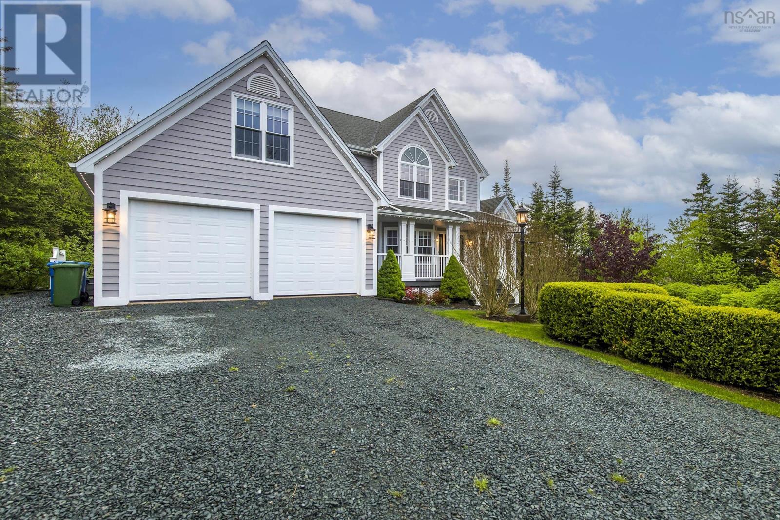 34 Blake Avenue, Cow Bay, Nova Scotia B3G1R1 REALTOR.ca