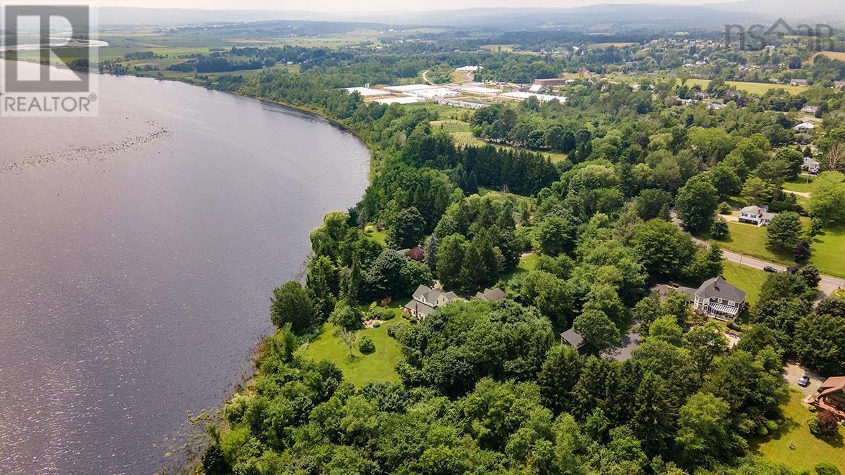 For sale 125 Town Road, Falmouth, Nova Scotia B0P1L0 202413445