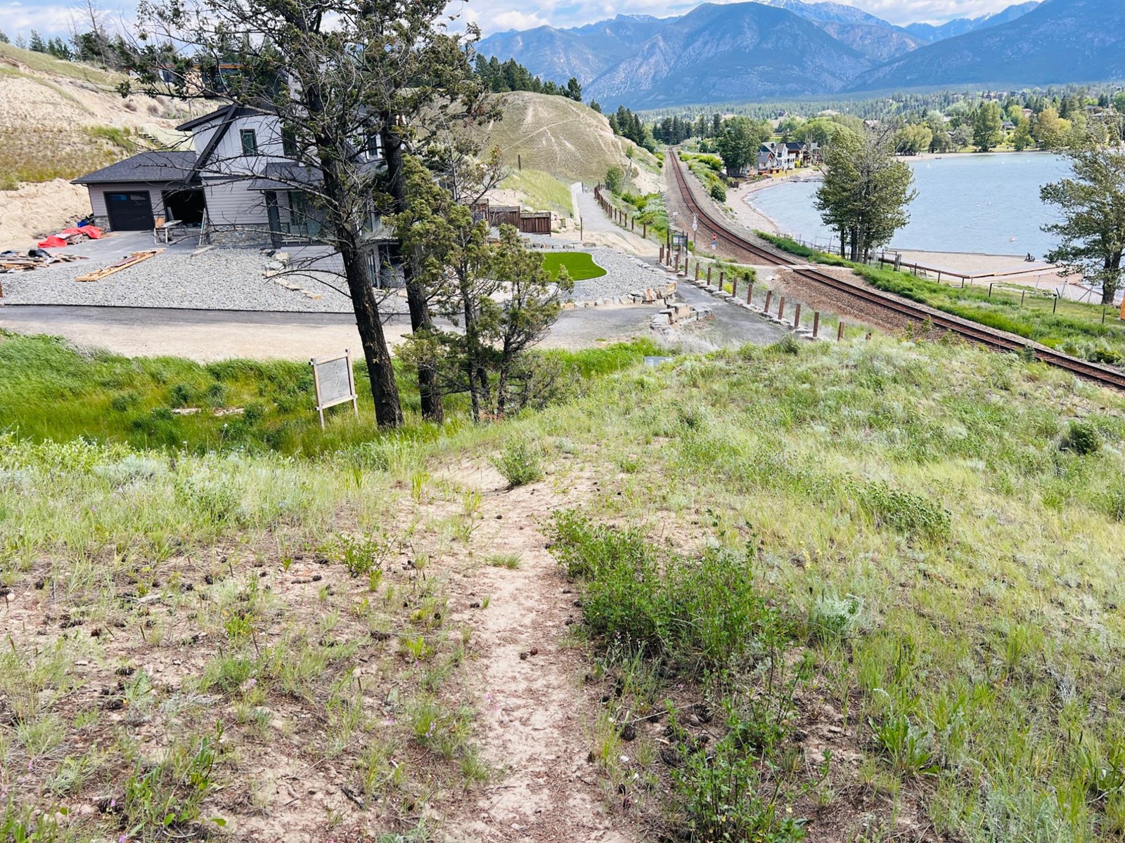 For sale 636 TAYNTON DRIVE, Invermere, British Columbia V0A1K5