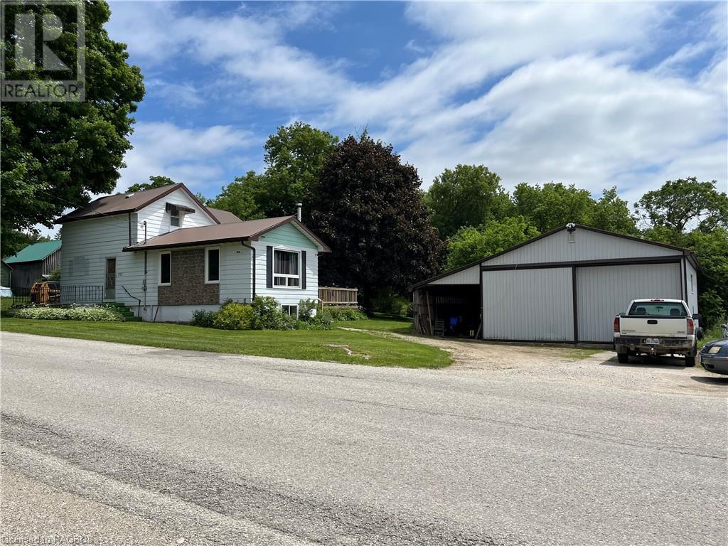For sale 352 JOHN Street, Neustadt, Ontario N0G2M0 40603837 REALTOR.ca