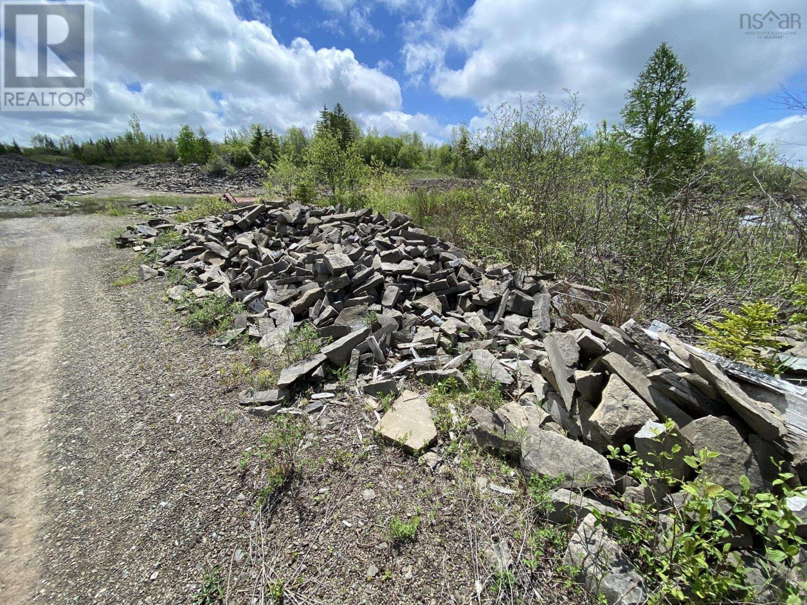 For sale 680 Conrod Road, Middle Musquodoboit, Nova Scotia B0N1X0