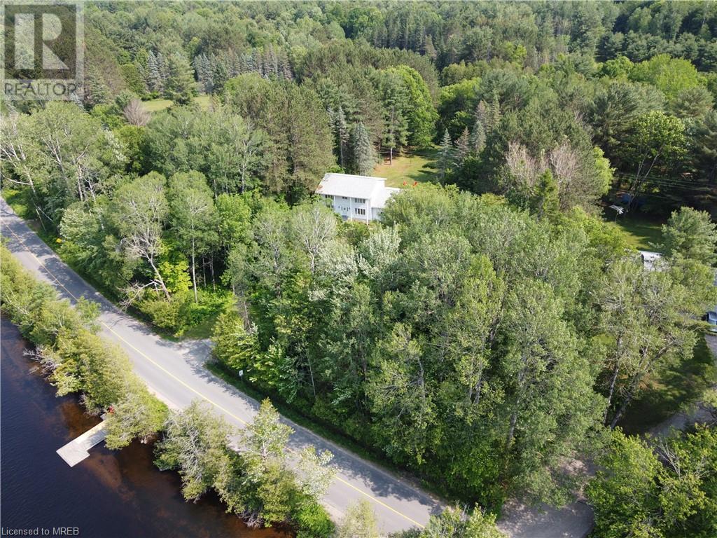 For sale 428 BEAUMONT Drive, Bracebridge, Ontario P1L1X2 40605268