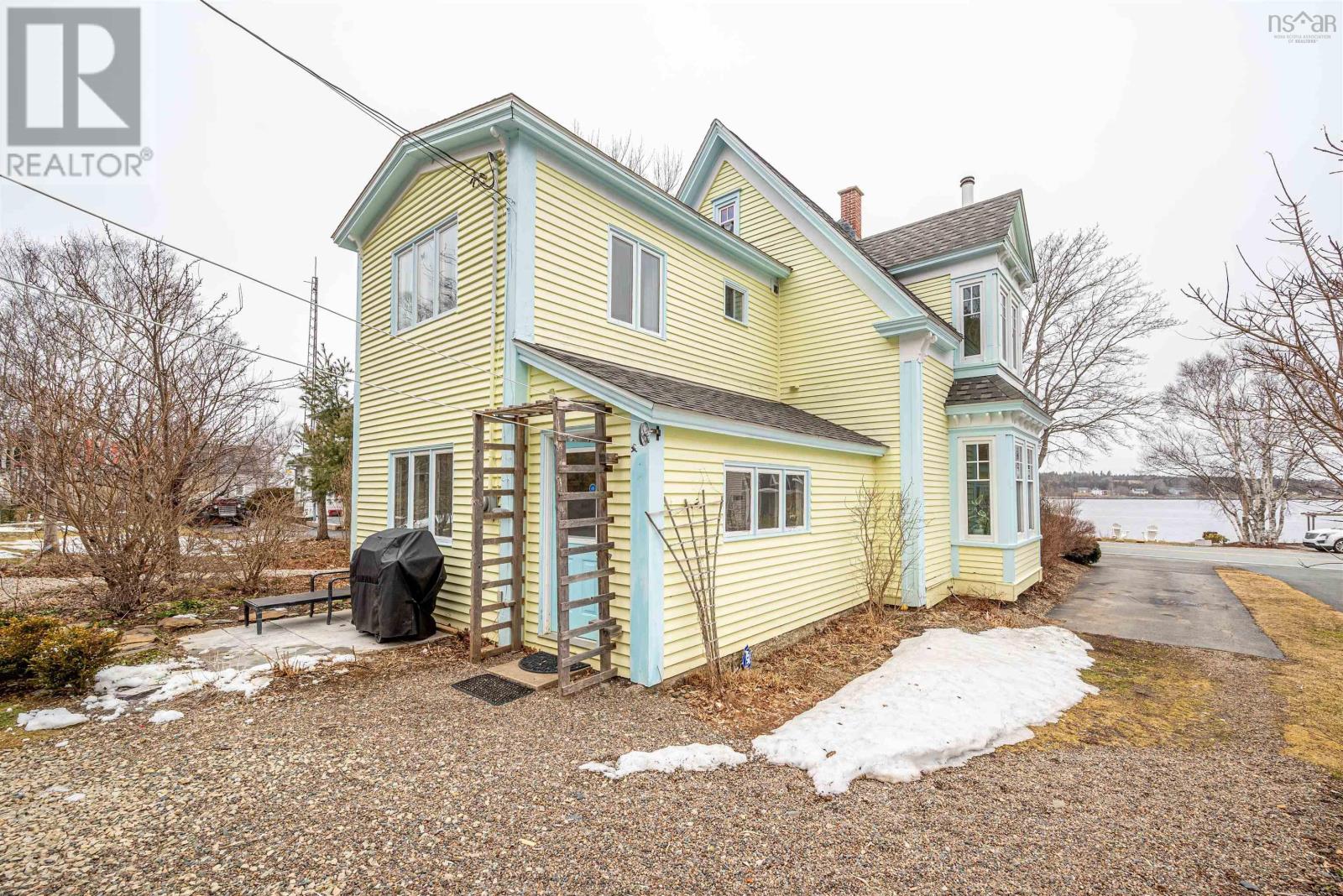 For sale 3380 Highway 331, Lahave, Nova Scotia B0R1C0 202404627 REALTOR.ca