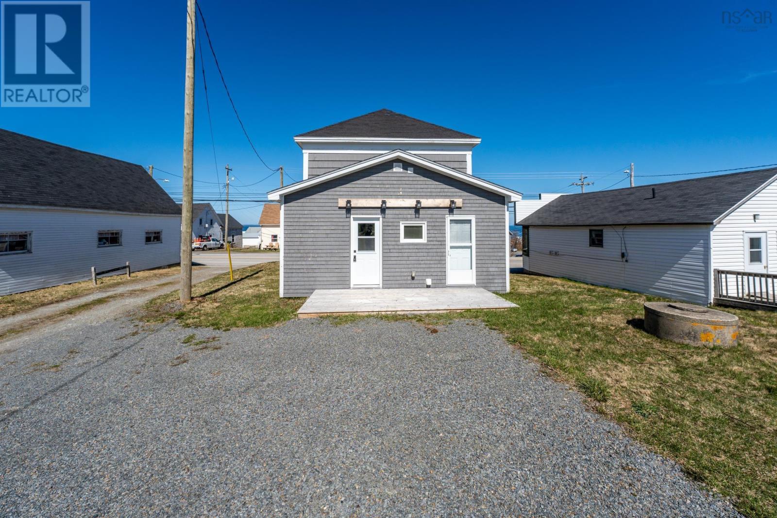 For sale 8214 Highway 1, Meteghan, Nova Scotia B0W0B8 202406874
