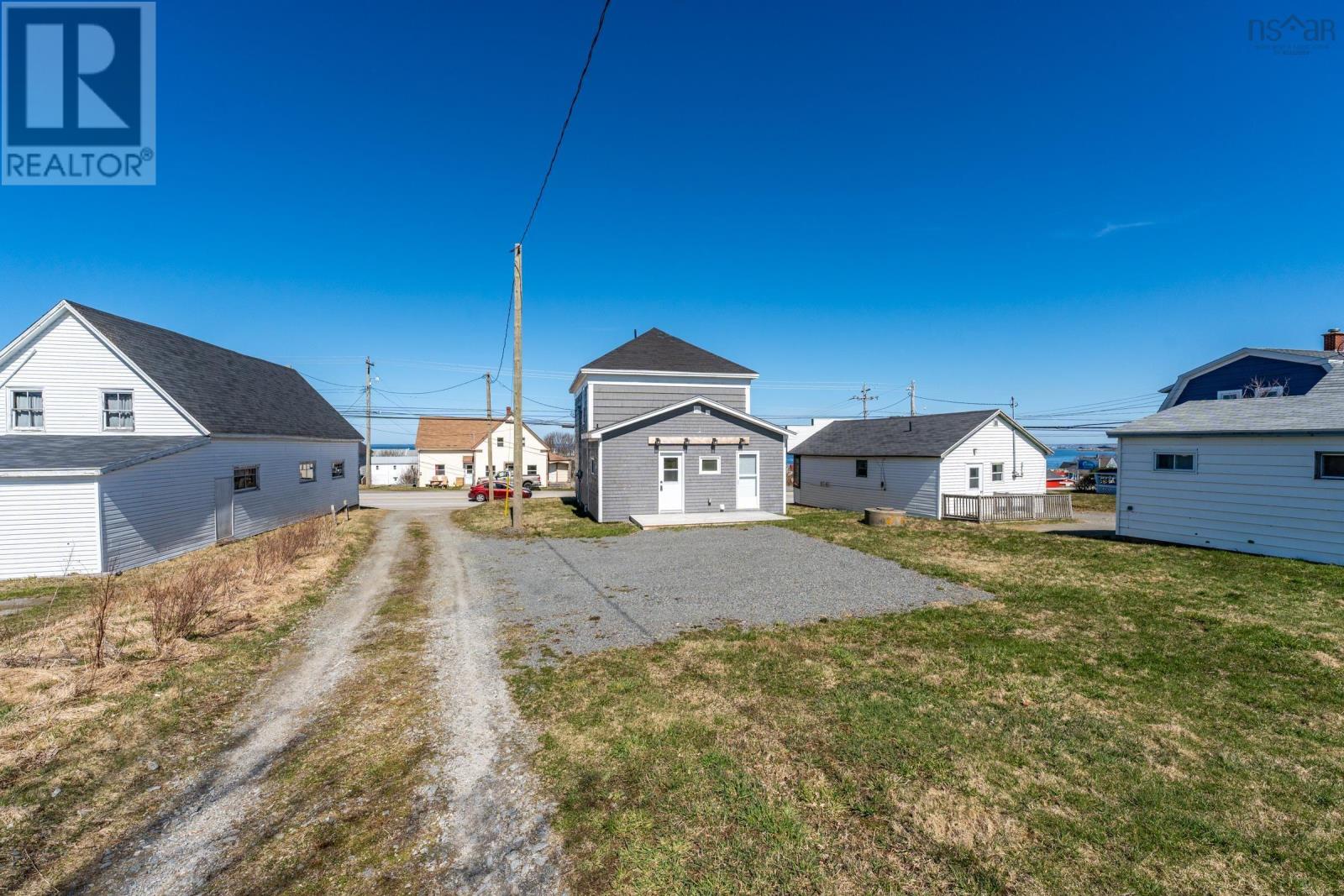 For sale 8214 Highway 1, Meteghan, Nova Scotia B0W0B8 202406874