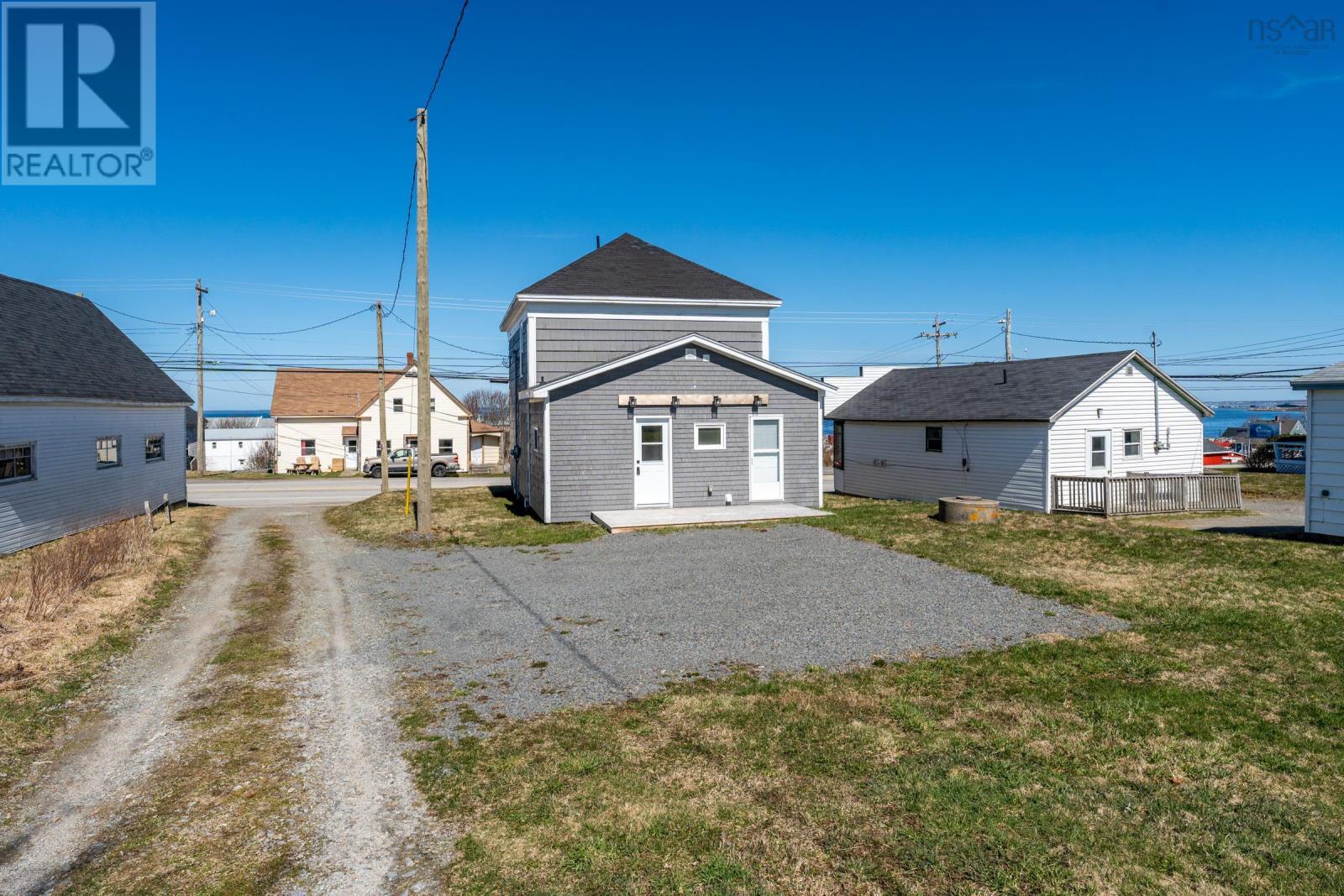 For sale 8214 Highway 1, Meteghan, Nova Scotia B0W0B8 202406874