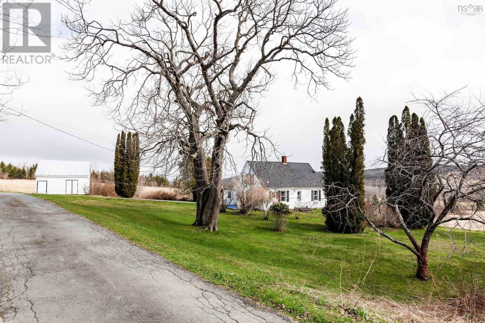 For sale 2847 Highway 202, East Gore, Nova Scotia B2S3C7 202407764