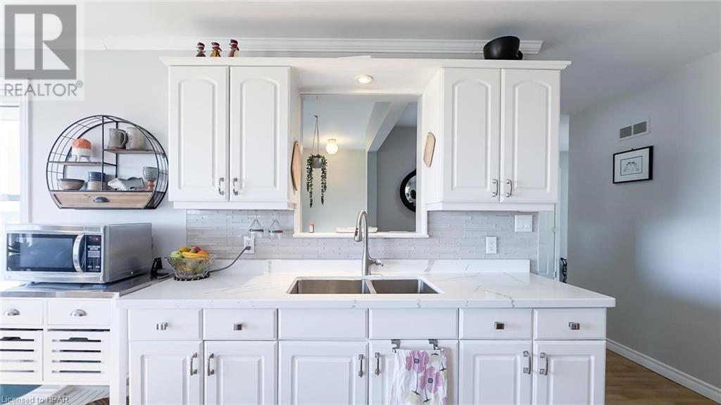 For sale 113 KIPPEN Road, Egmondville, Ontario N0K1G0 40545948 REALTOR.ca