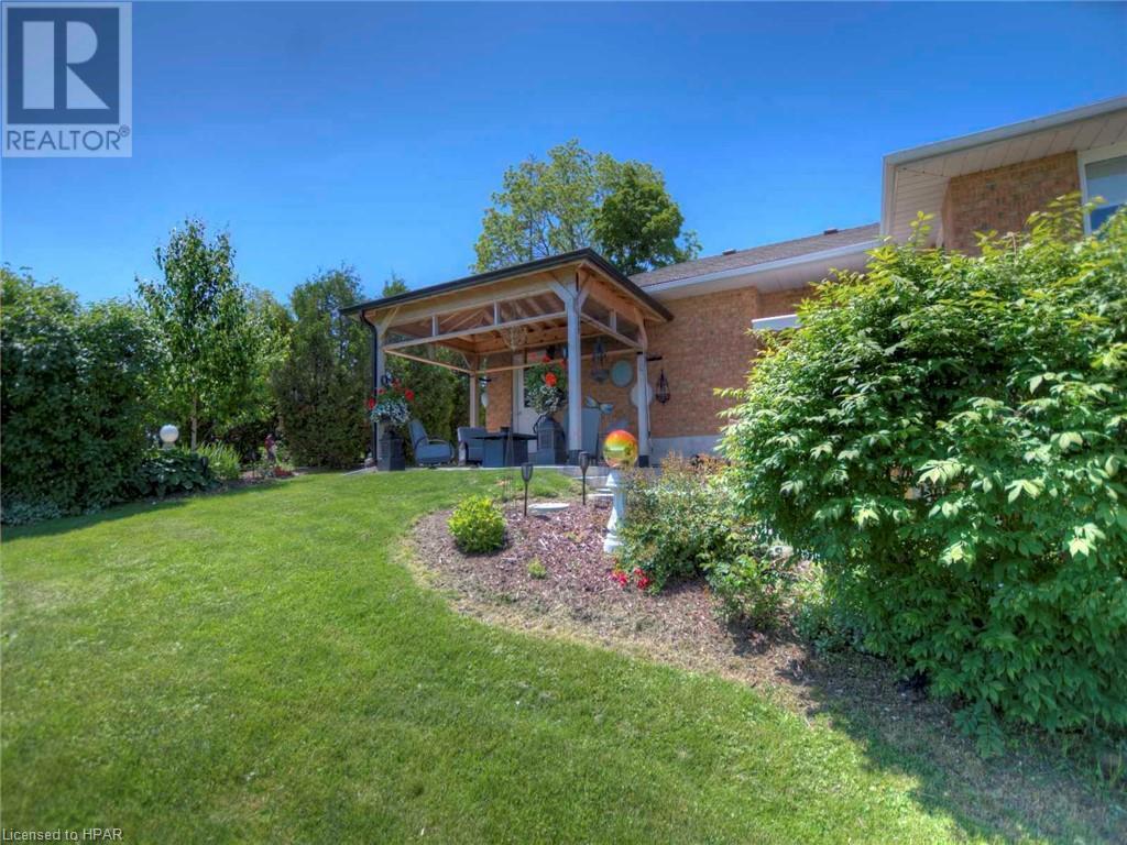 For sale 113 KIPPEN Road, Egmondville, Ontario N0K1G0 40545948