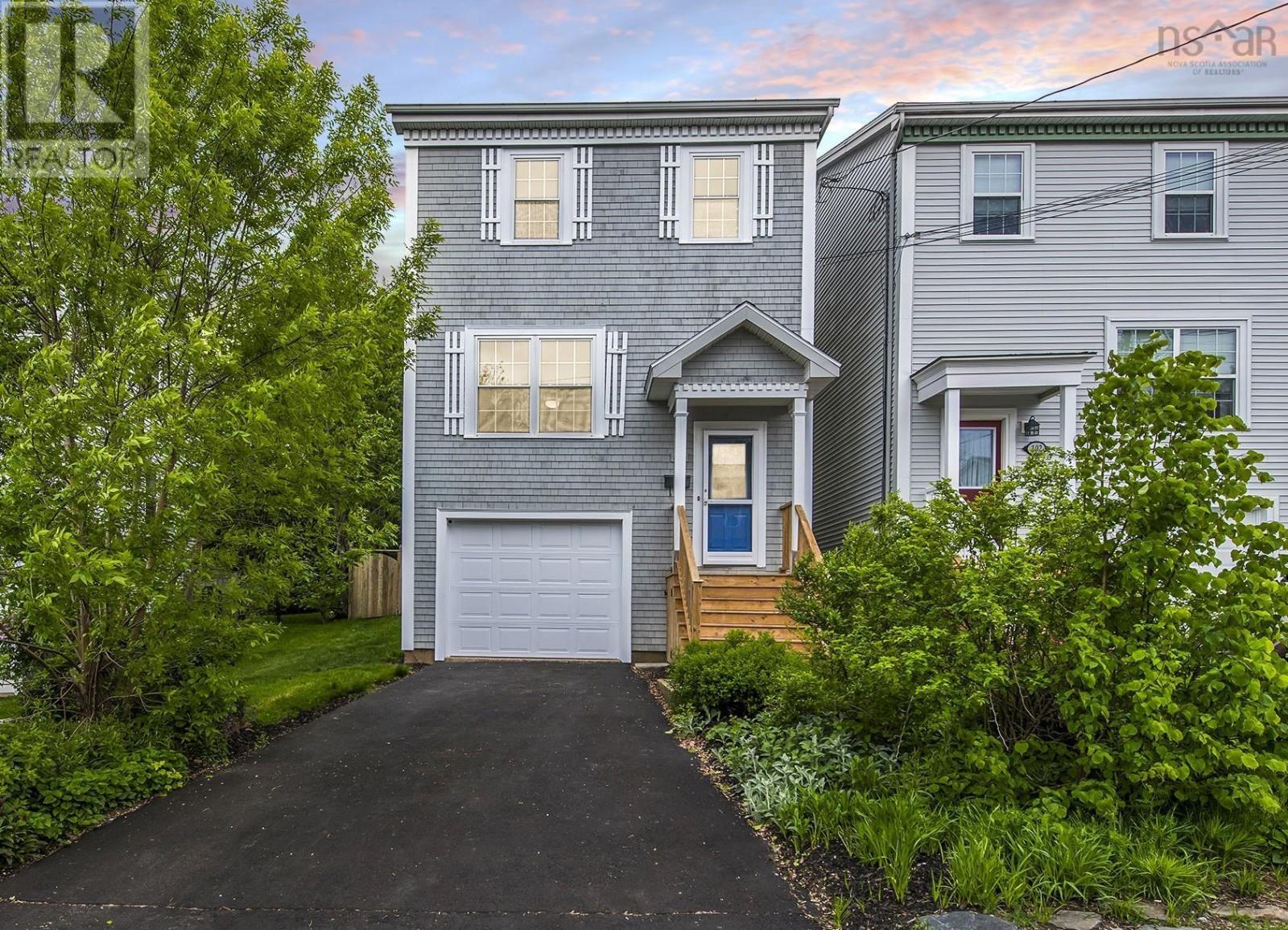 For sale 100 Roy Crescent, Bedford, Nova Scotia B4A3R6 202412799