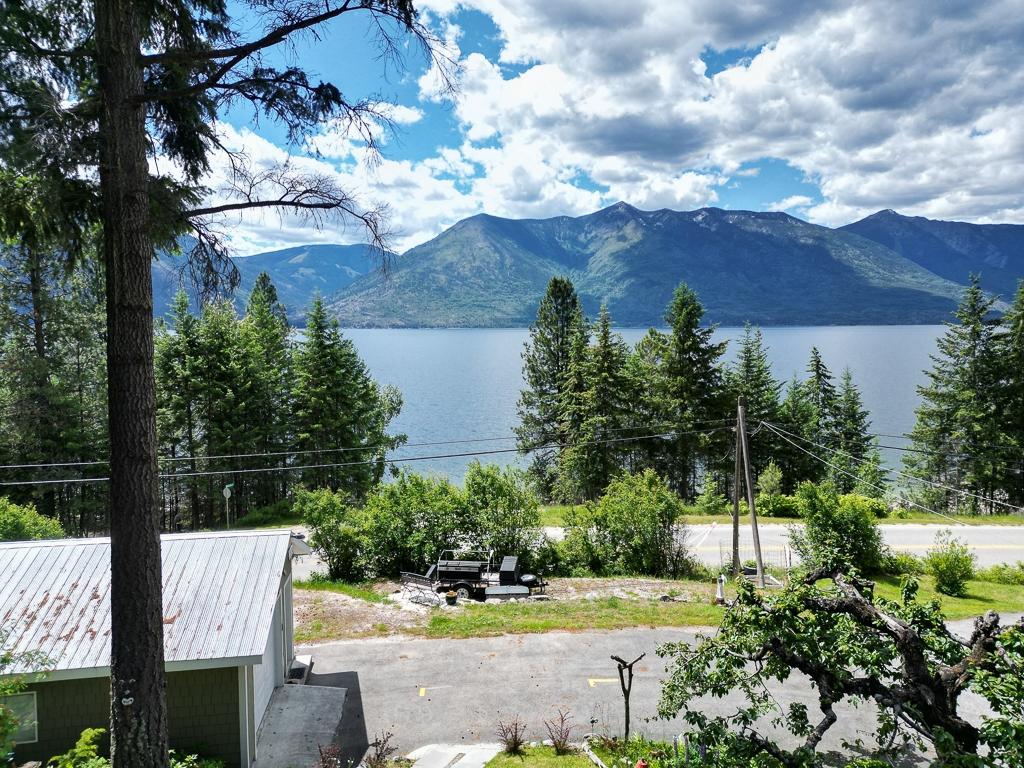 For sale 11110 HIGHWAY 3A, Sanca, British Columbia V0B1A2 2476361