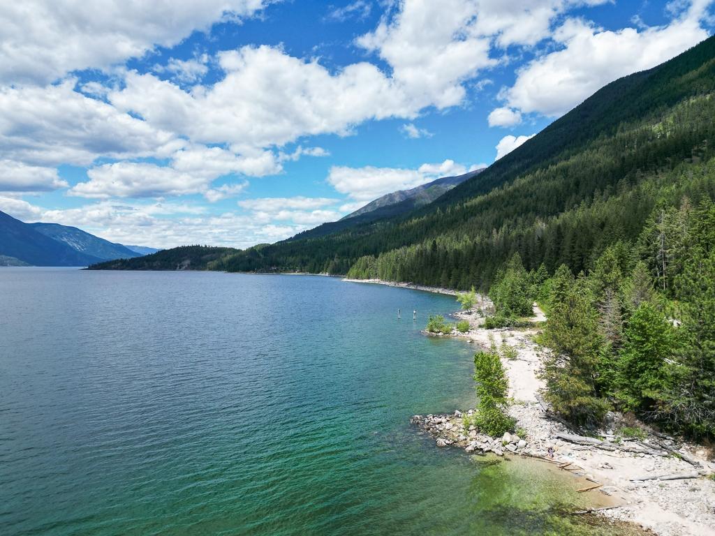 For sale 11110 HIGHWAY 3A, Sanca, British Columbia V0B1A2 2476361