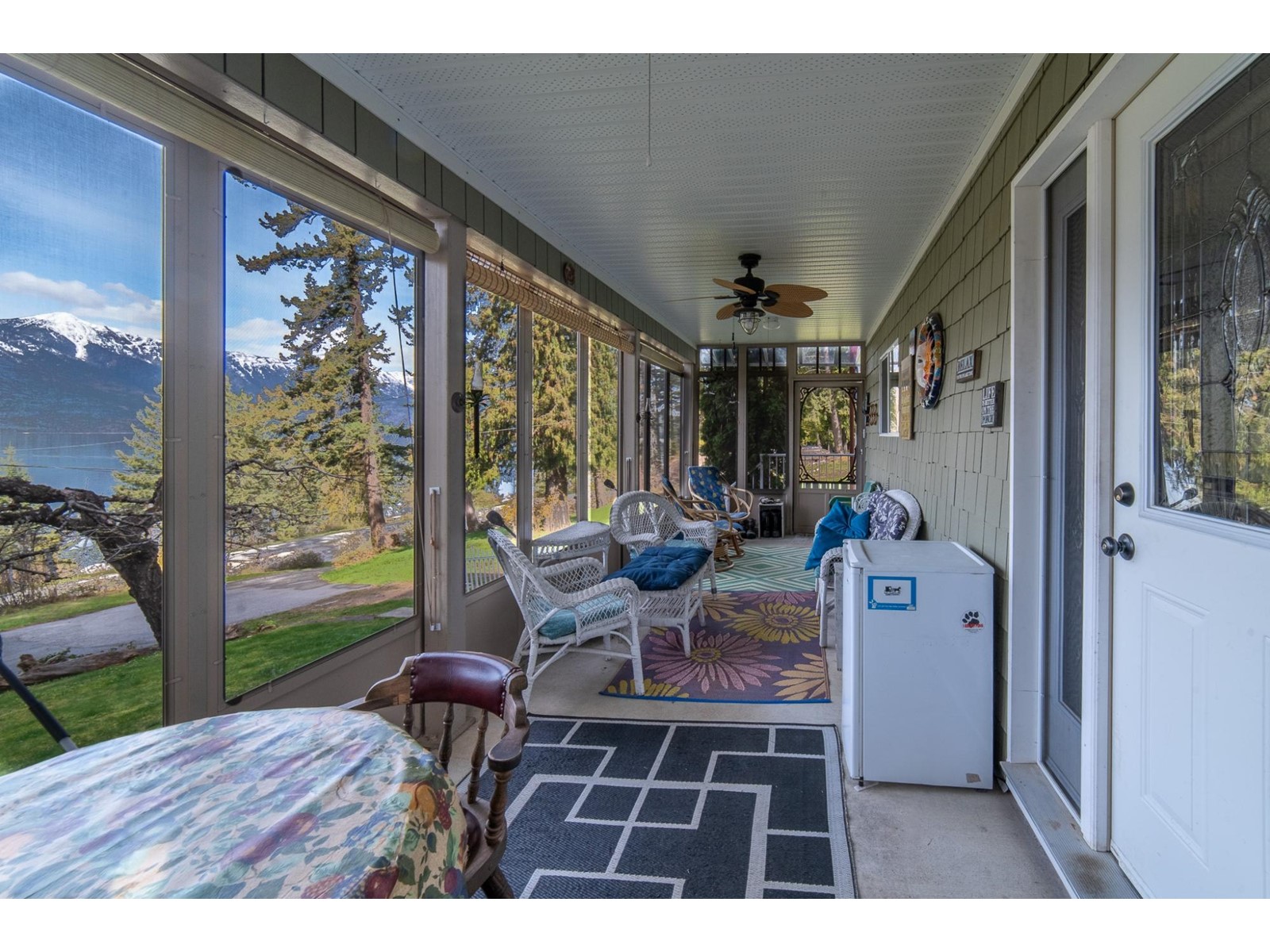 For sale 11110 HIGHWAY 3A, Sanca, British Columbia V0B1A2 2476361