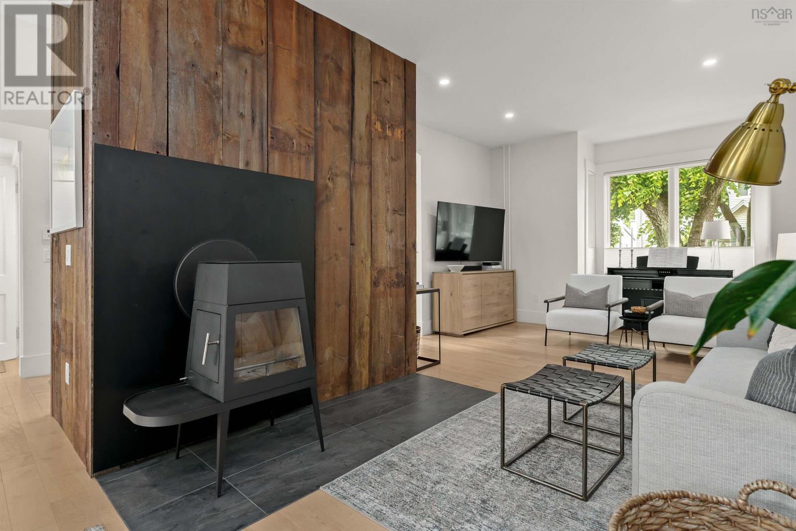 6162 Lawrence Street, Halifax, Nova Scotia B3L1J6 REALTOR.ca