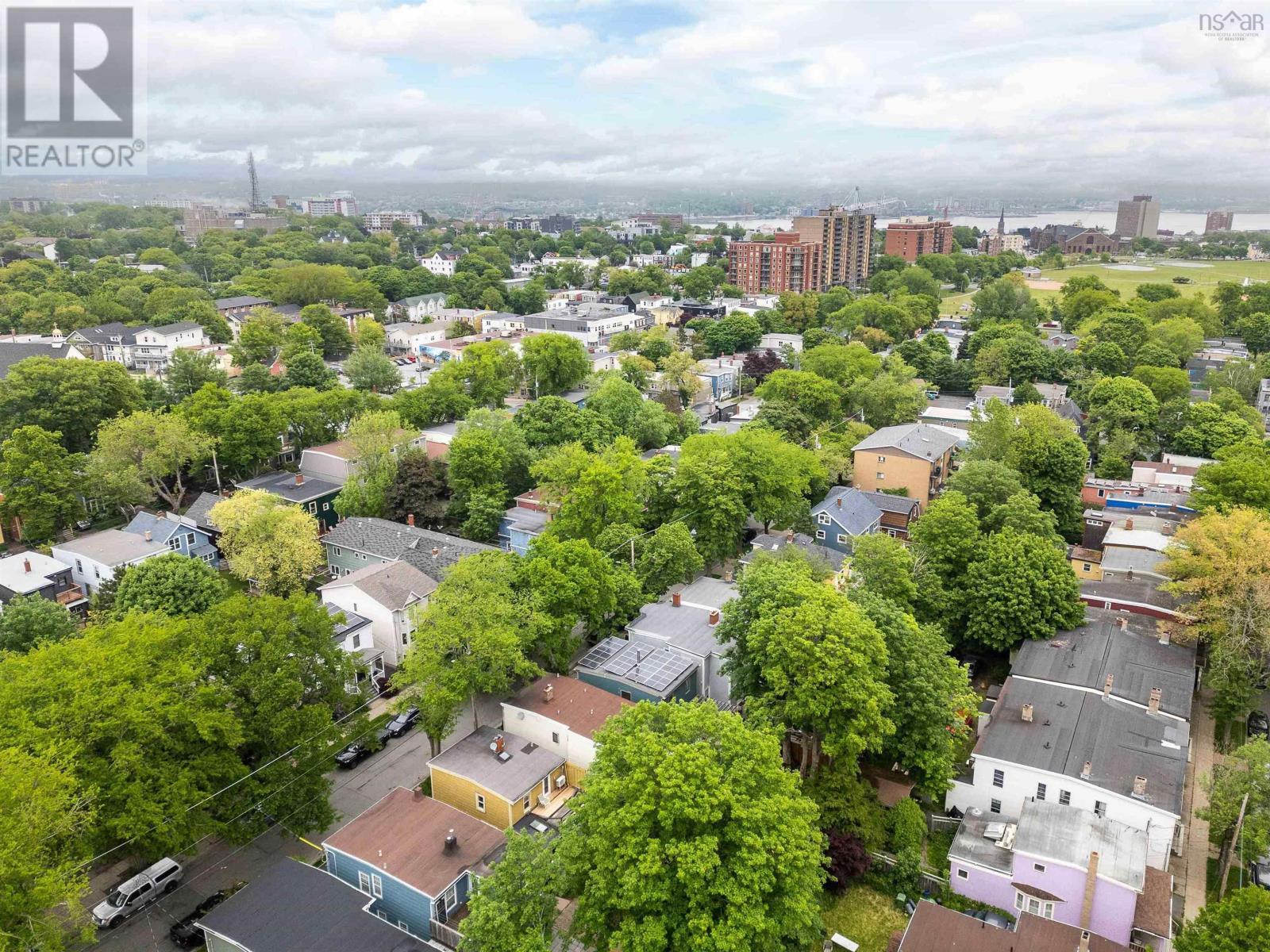 6162 Lawrence Street, Halifax, Nova Scotia B3L1J6 REALTOR.ca
