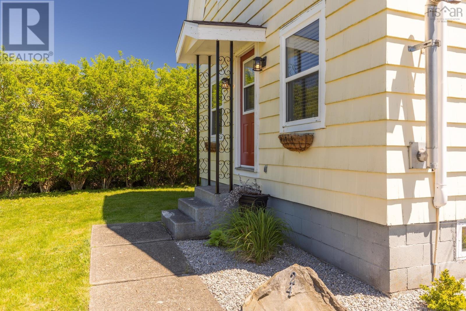 For sale 24 Surette Road, Wedgeport, Nova Scotia B0W3P0 202412625