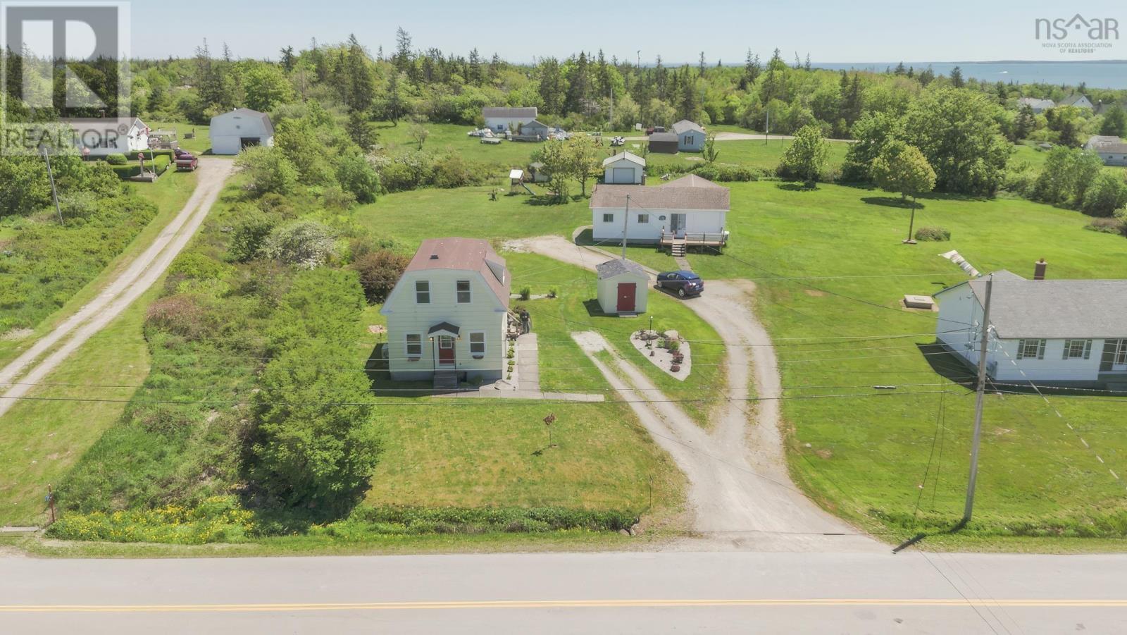 For sale 24 Surette Road, Wedgeport, Nova Scotia B0W3P0 202412625