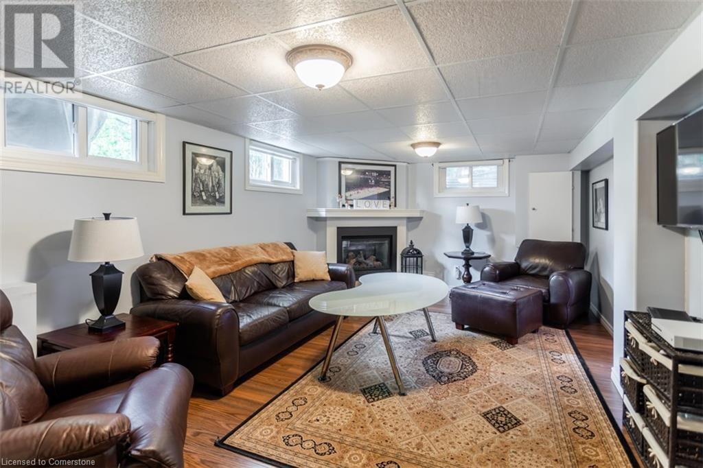 For sale 435 PARKSIDE Drive, Waterdown, Ontario L8B0Y6 40593909