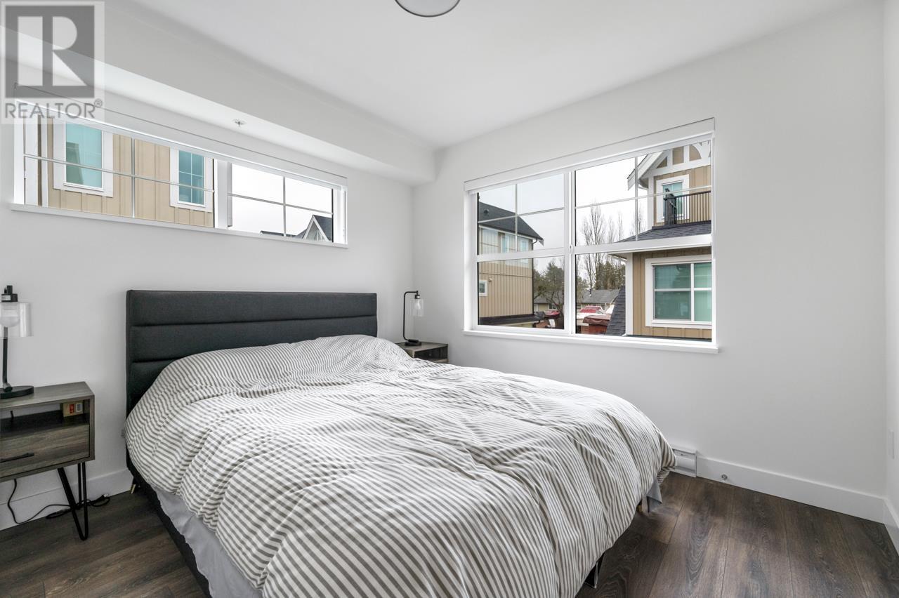 For sale 108 707 ROBINSON STREET, Coquitlam, British Columbia V3J4E9