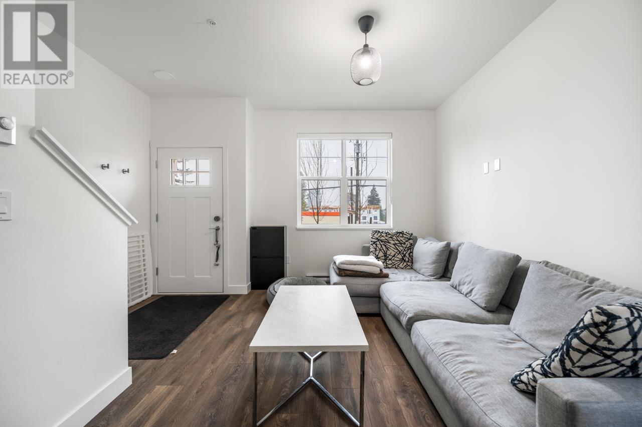 For sale 108 707 ROBINSON STREET, Coquitlam, British Columbia V3J4E9