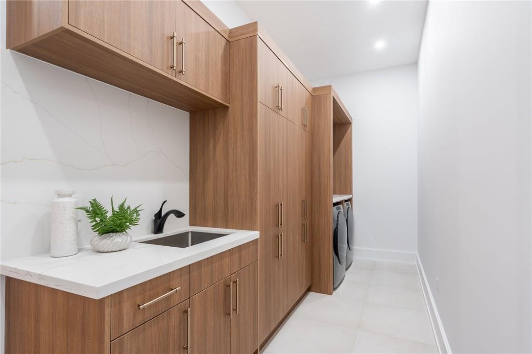 For sale 149 ROSEMARY Lane, Ancaster, Ontario L9G2K6 H4197408