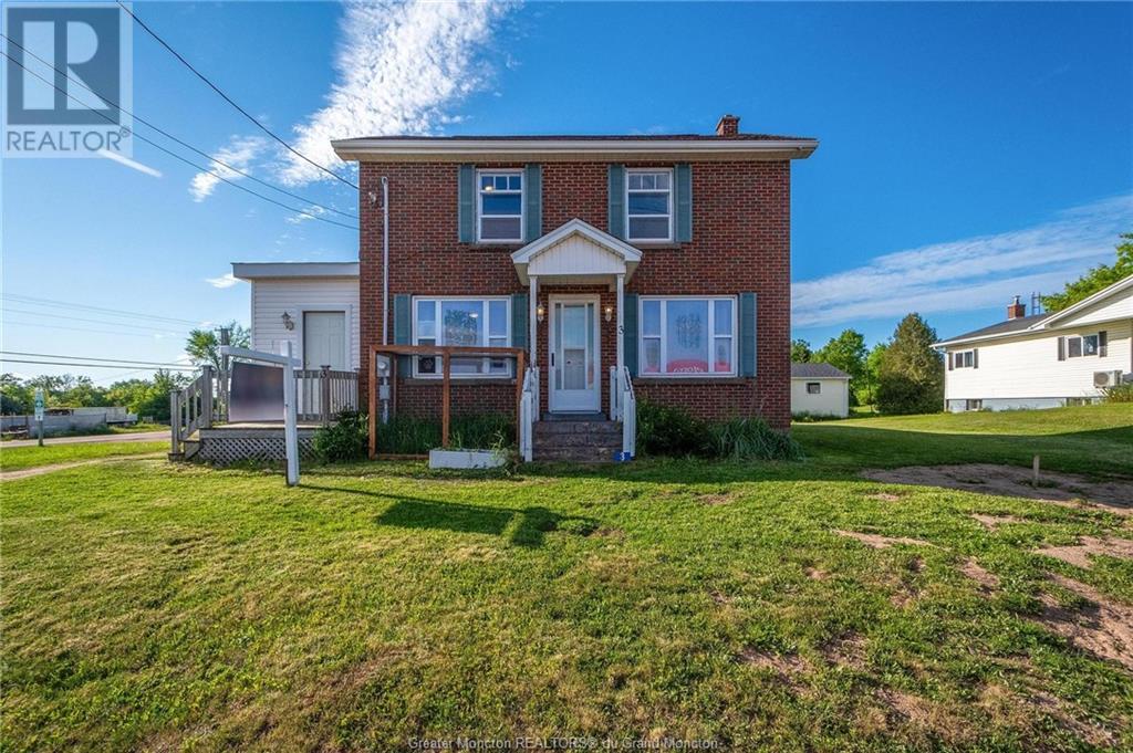 For sale 3 Pont Rouge RD, Memramcook, New Brunswick E4K1T3 M160174