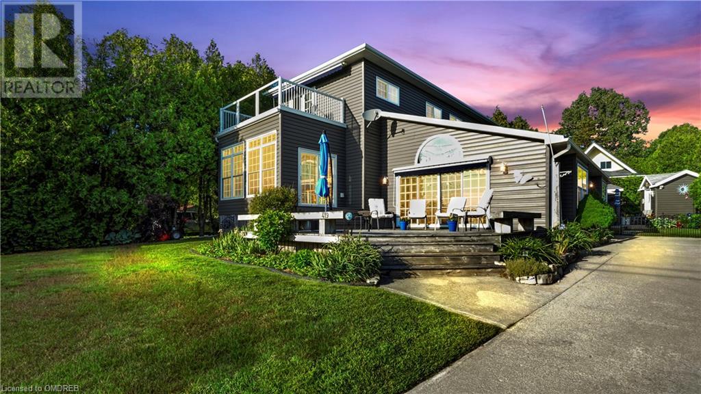 For sale 419 LAKESHORE Boulevard N, Sauble Beach, Ontario N0H2G0