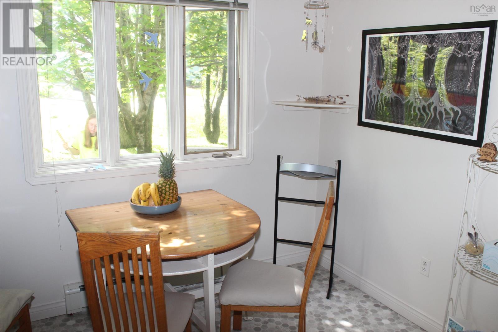 23 Maple Crescent, Lantz, Nova Scotia B2S1W9 REALTOR.ca