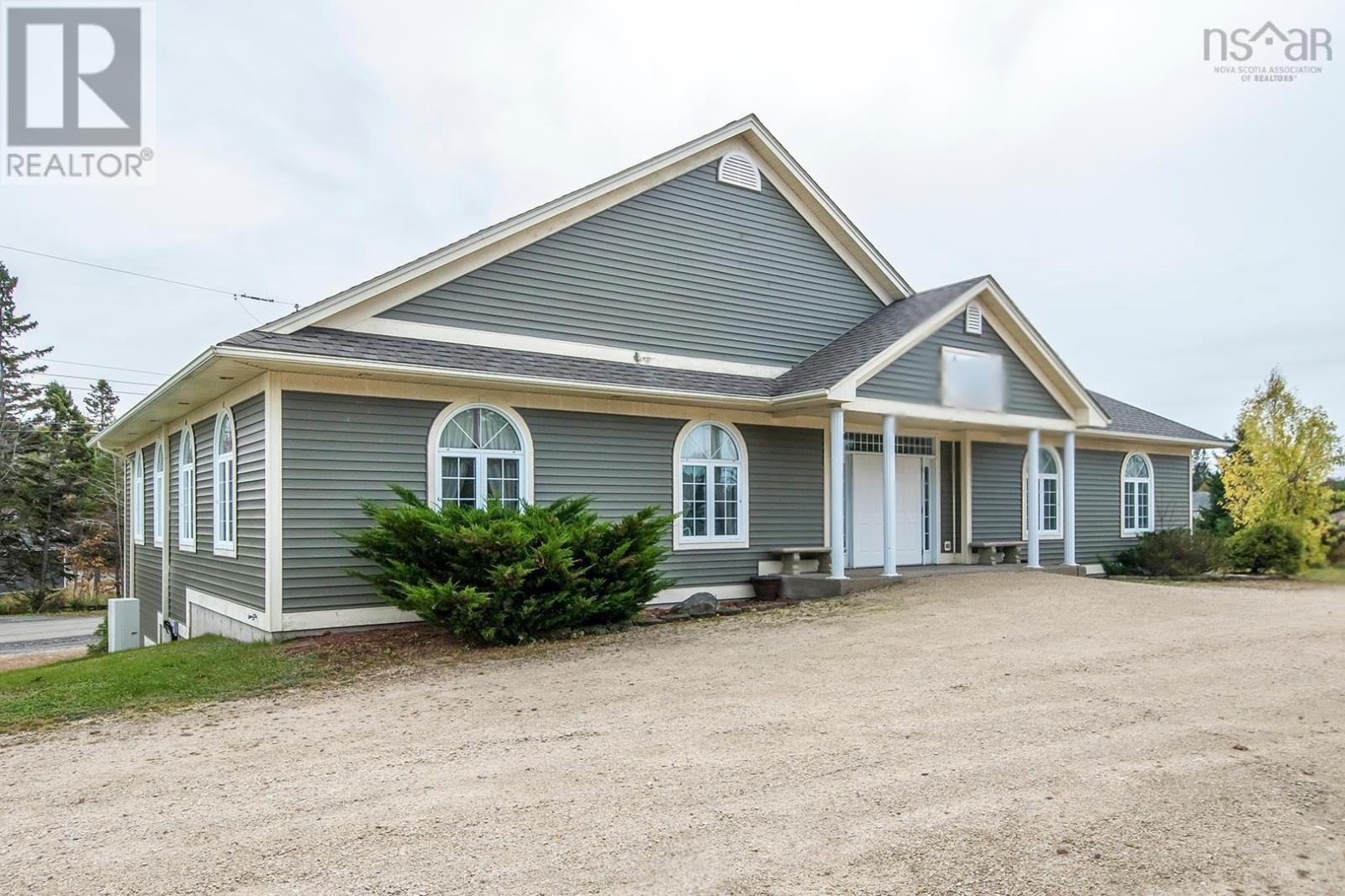 For sale 13549 Peggys Cove Road, Upper Tantallon, Nova Scotia B3Z2J4