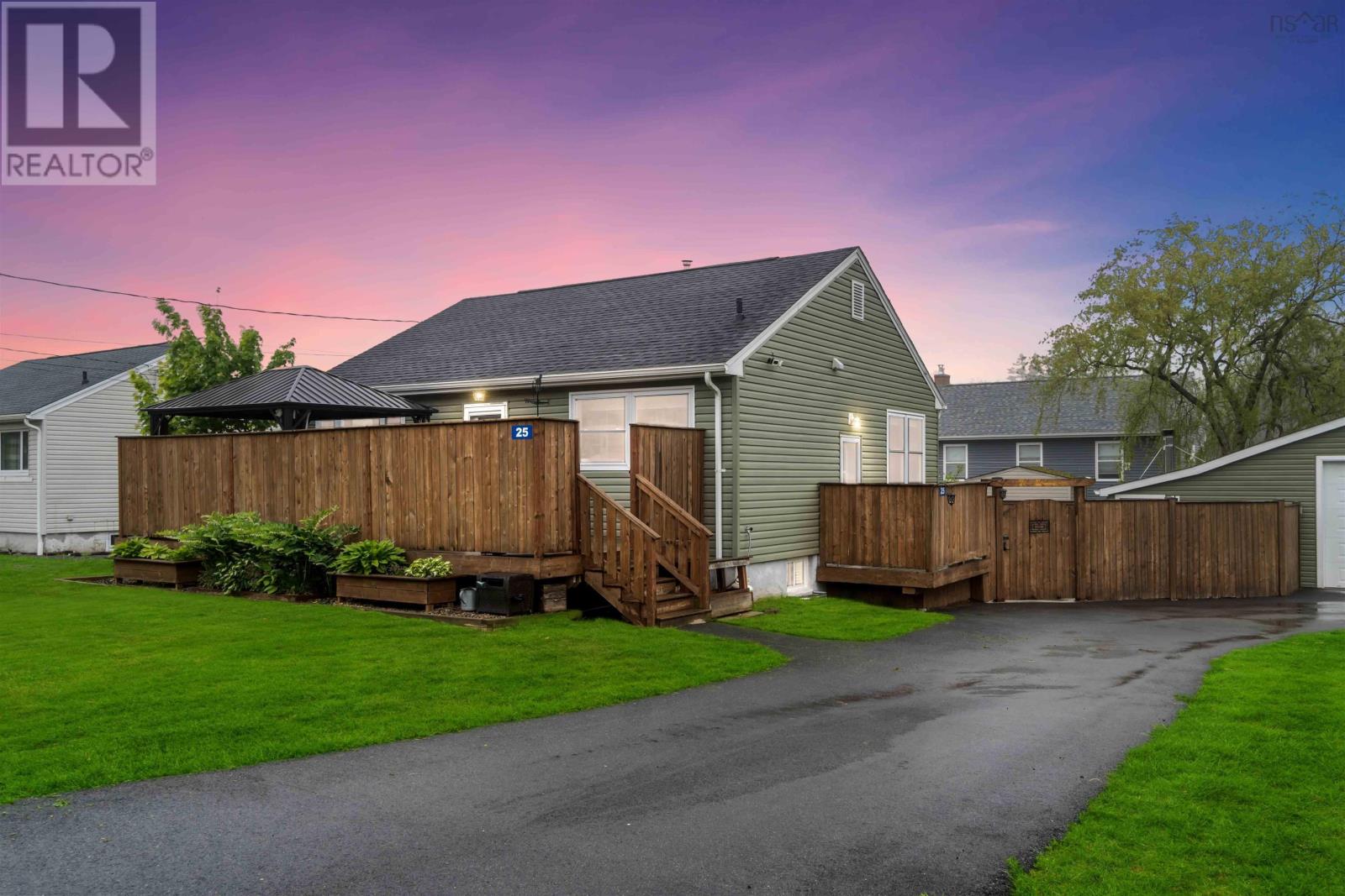 25 Avon Crescent, Halifax, Nova Scotia B3R2E2 REALTOR.ca