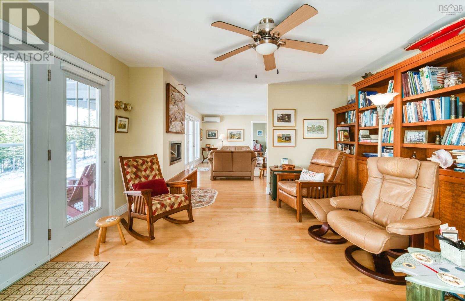 For sale 380 Oakland Road, Indian Point, Nova Scotia B0J2E0