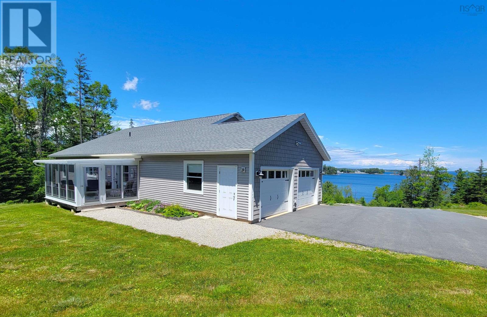 For sale 380 Oakland Road, Indian Point, Nova Scotia B0J2E0