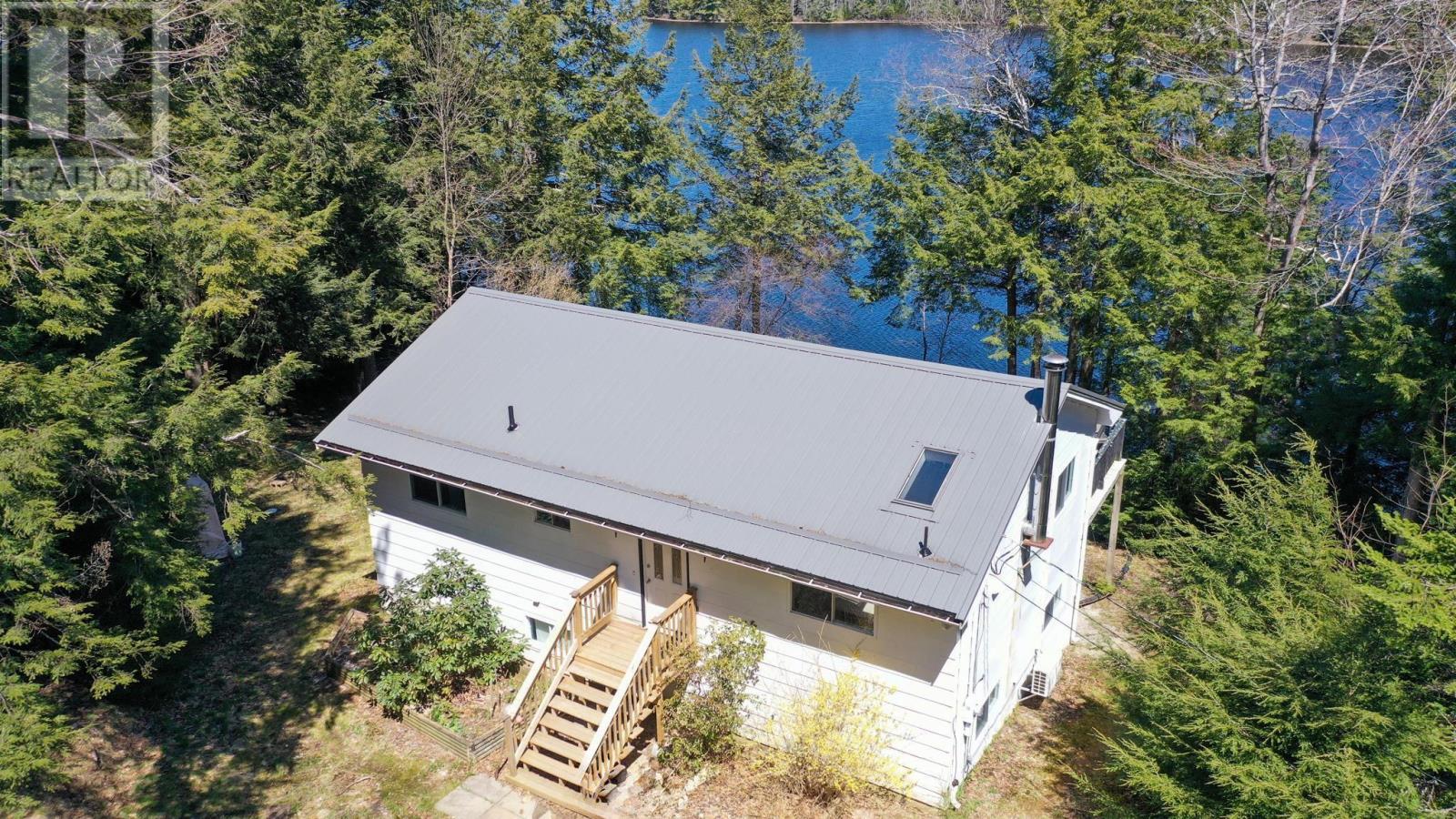 For sale 1630 Cornwall Road, Lower New Cornwall, Nova Scotia B0J2E0