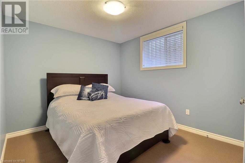 For sale 67 CAVERHILL Crescent, Komoka, Ontario N0L1R0 40606651