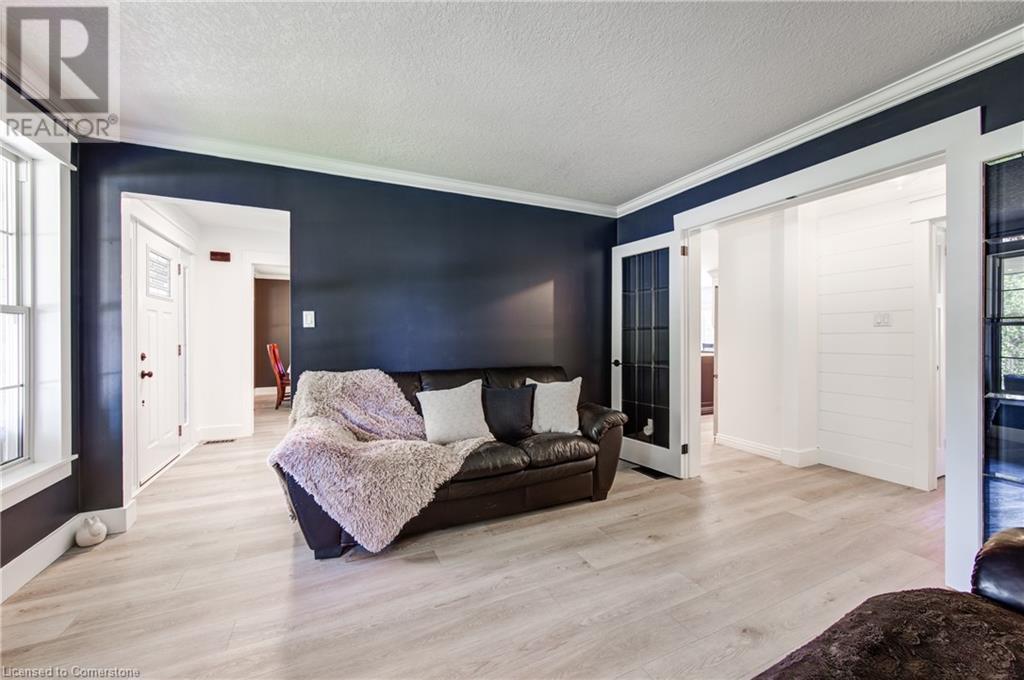 For sale 215 NORTHWOOD Drive, Innerkip, Ontario N0J1M0 40605381