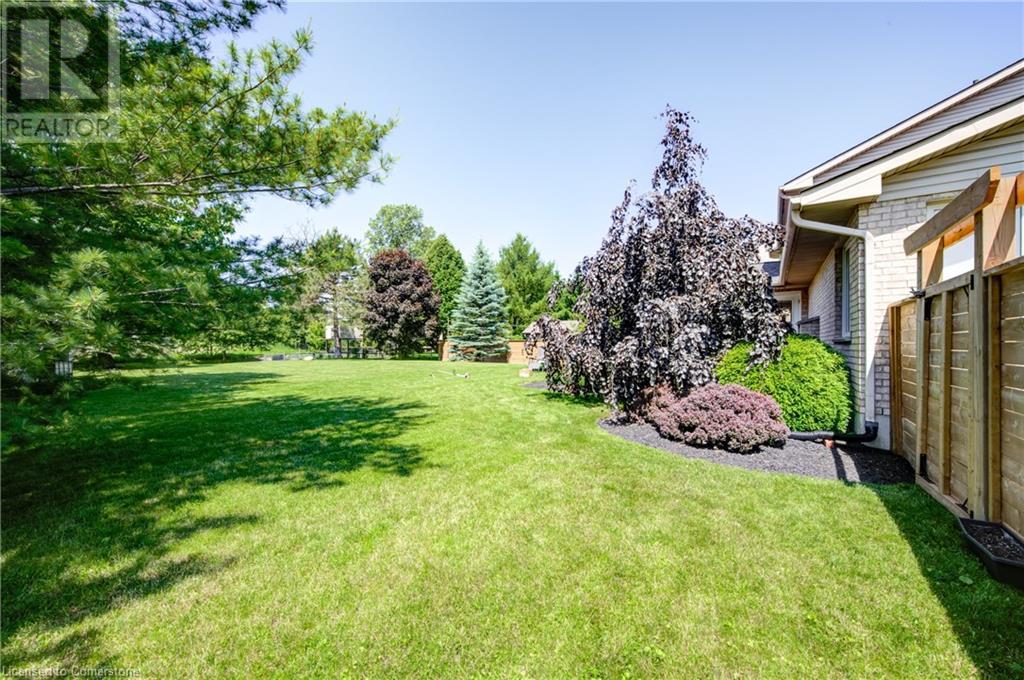 For sale 215 NORTHWOOD Drive, Innerkip, Ontario N0J1M0 40605381