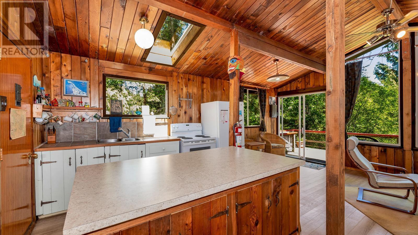 For sale 772 KIPPEN ROAD, Mayne Island, British Columbia V0N2J2 R2895350 REALTOR.ca