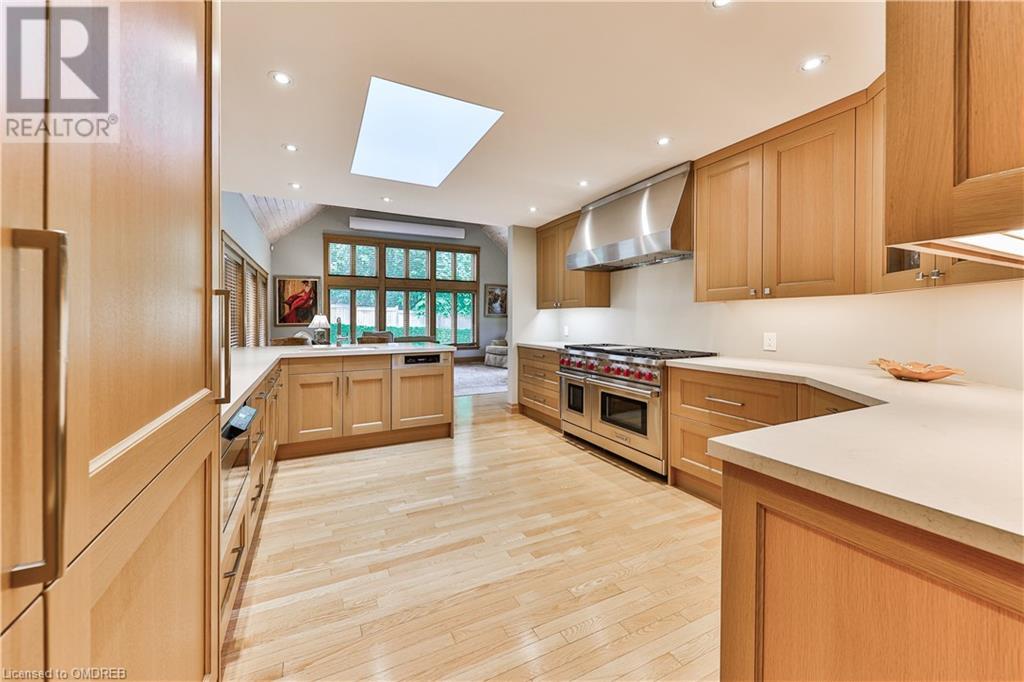 For sale 69 ALLAN Street, Oakville, Ontario L6J3M7 40605991 REALTOR.ca