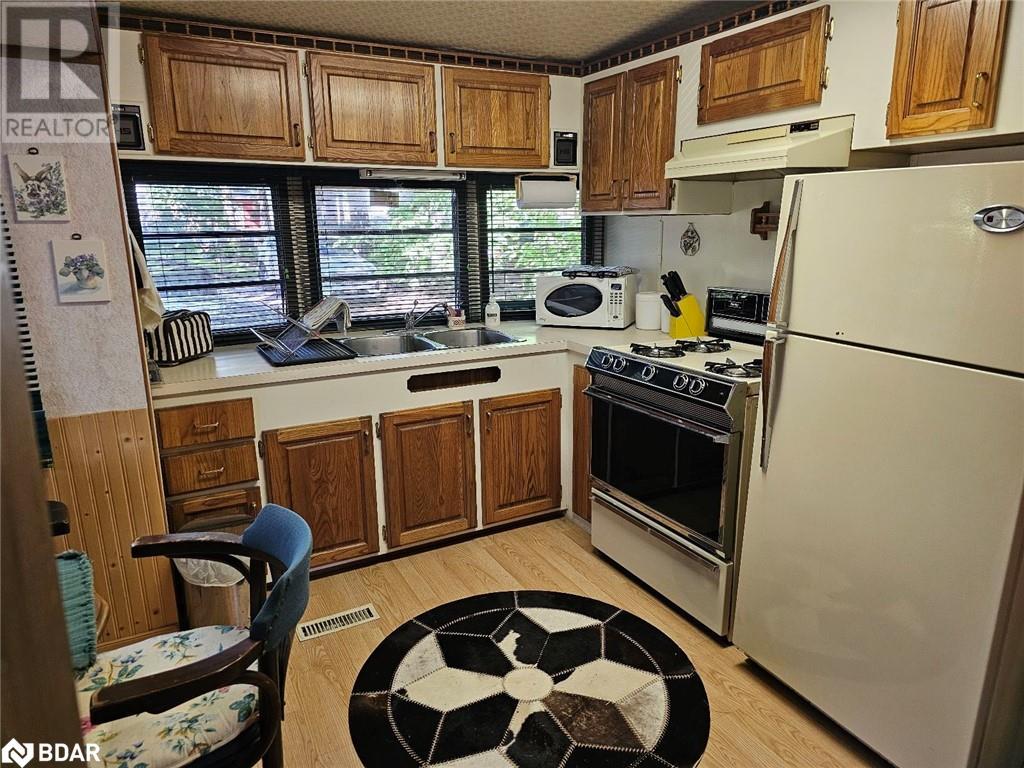 For sale 5216 COUNTY ROAD 90 Unit 39, Utopia, Ontario L0M1T2