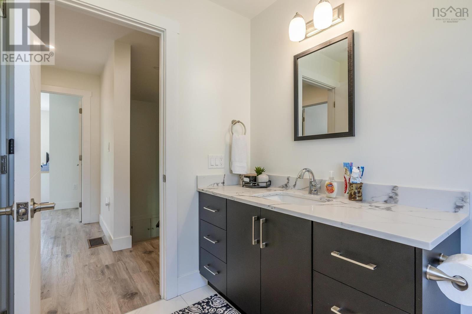 For sale 35 Beechwood Terrace, Wedgewood, Nova Scotia B3M2C3