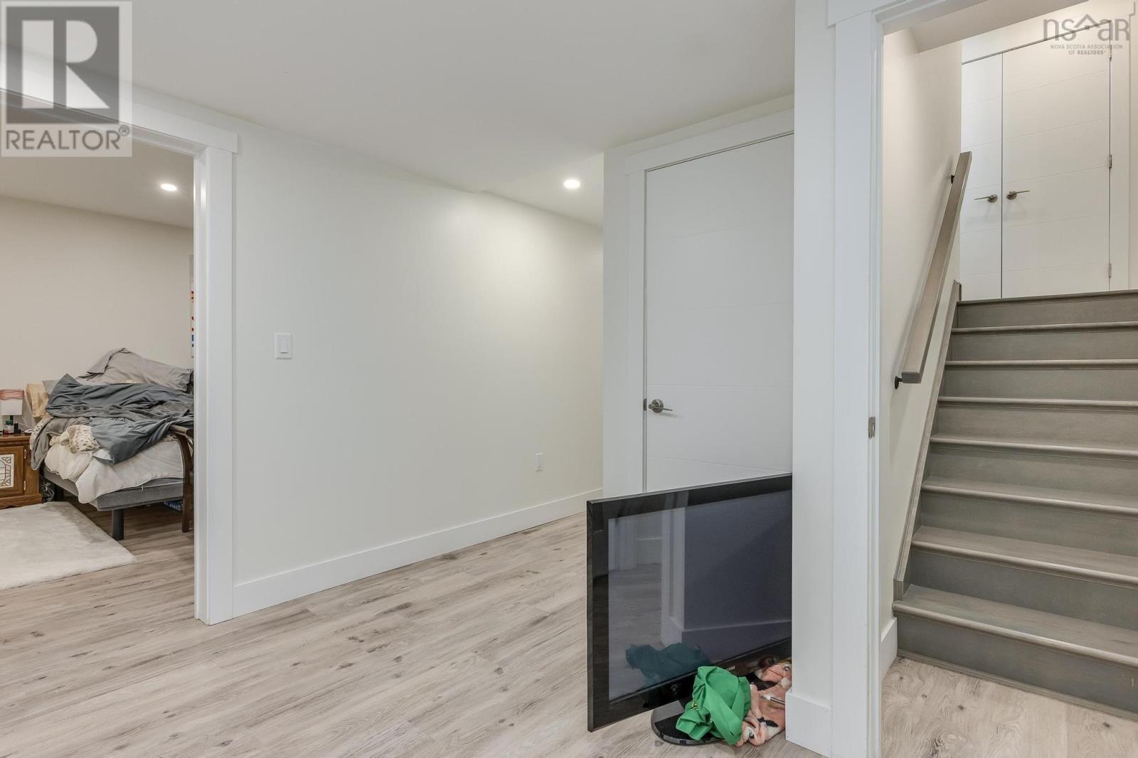 For sale 35 Beechwood Terrace, Wedgewood, Nova Scotia B3M2C3