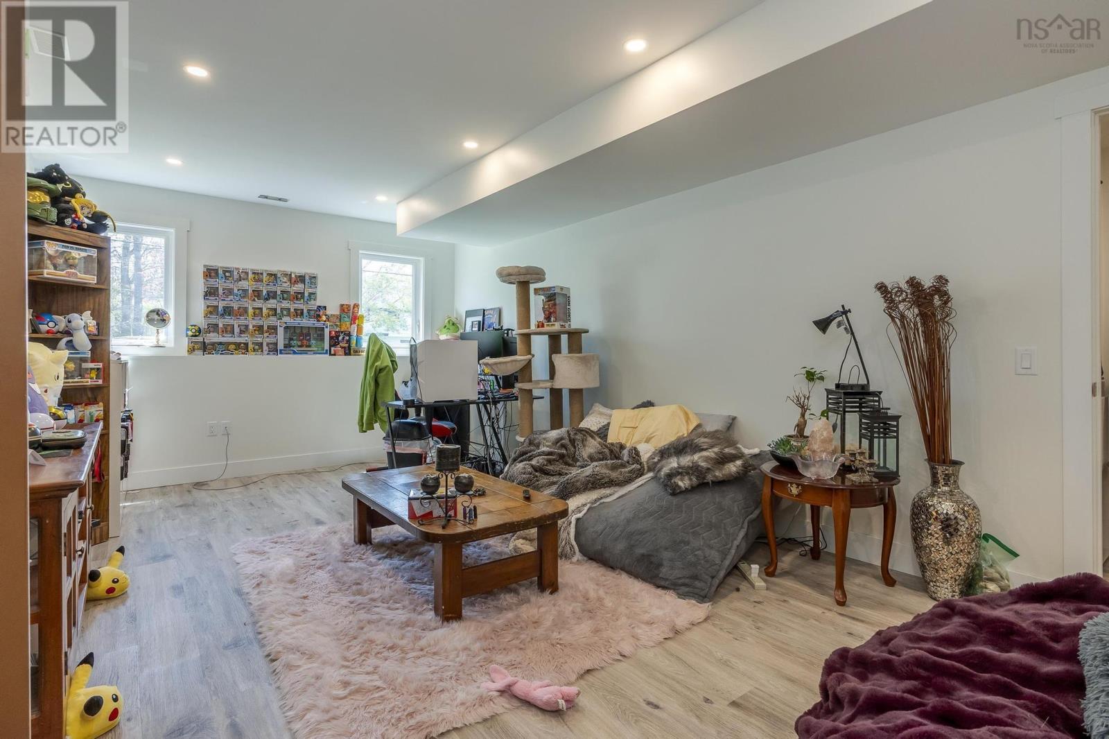 For sale 35 Beechwood Terrace, Wedgewood, Nova Scotia B3M2C3