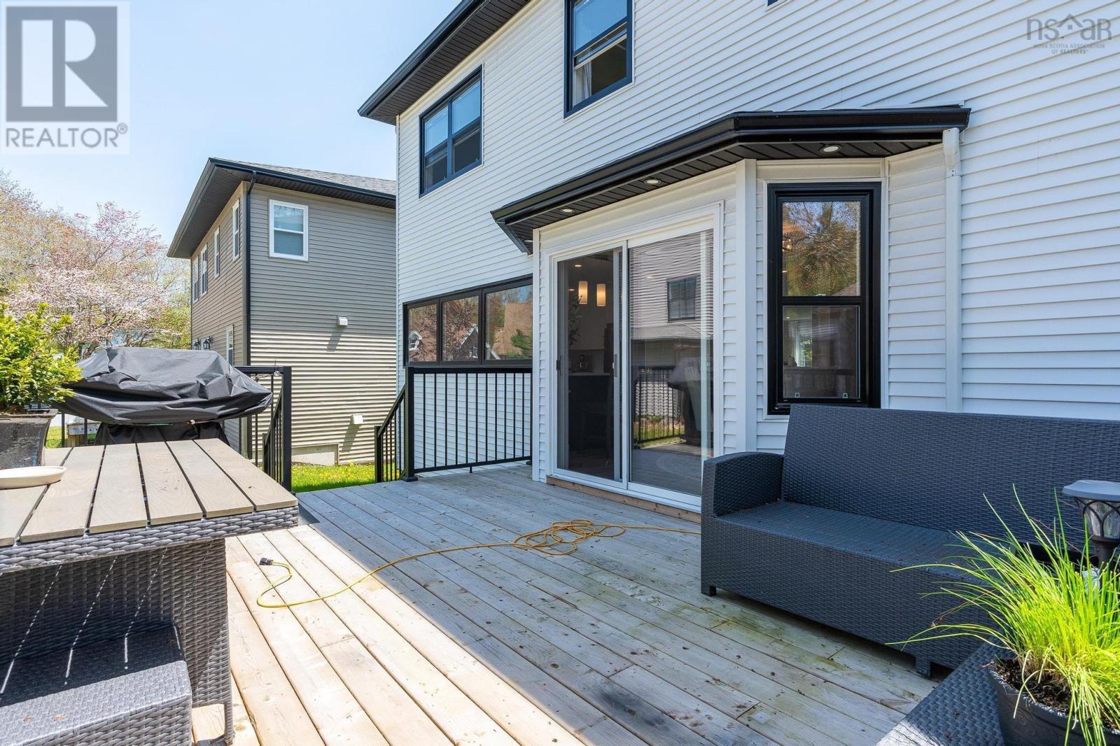 For sale 35 Beechwood Terrace, Wedgewood, Nova Scotia B3M2C3