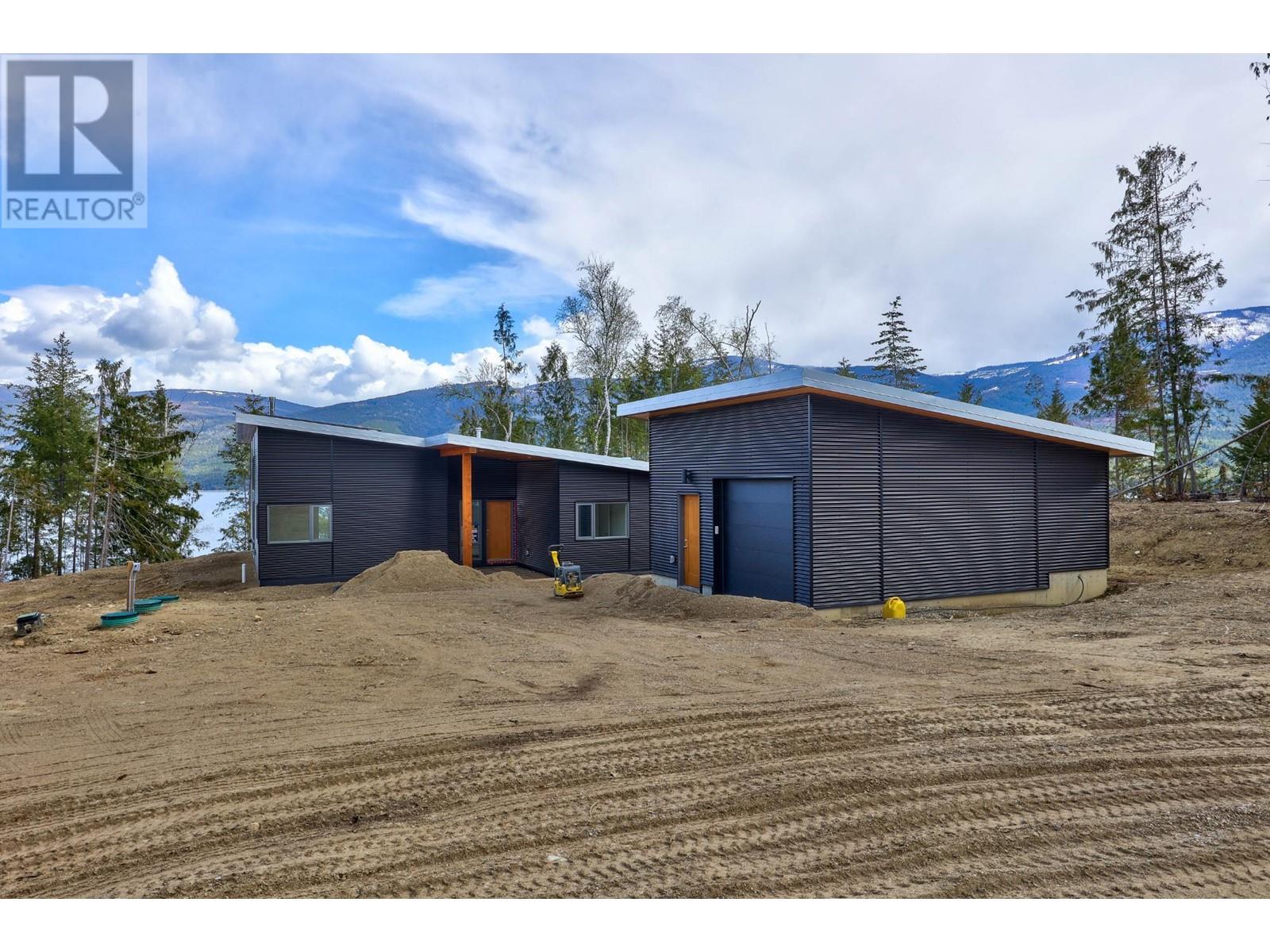 For sale LOT 135600 ADAMS WEST FSR, Adams Lake, British Columbia