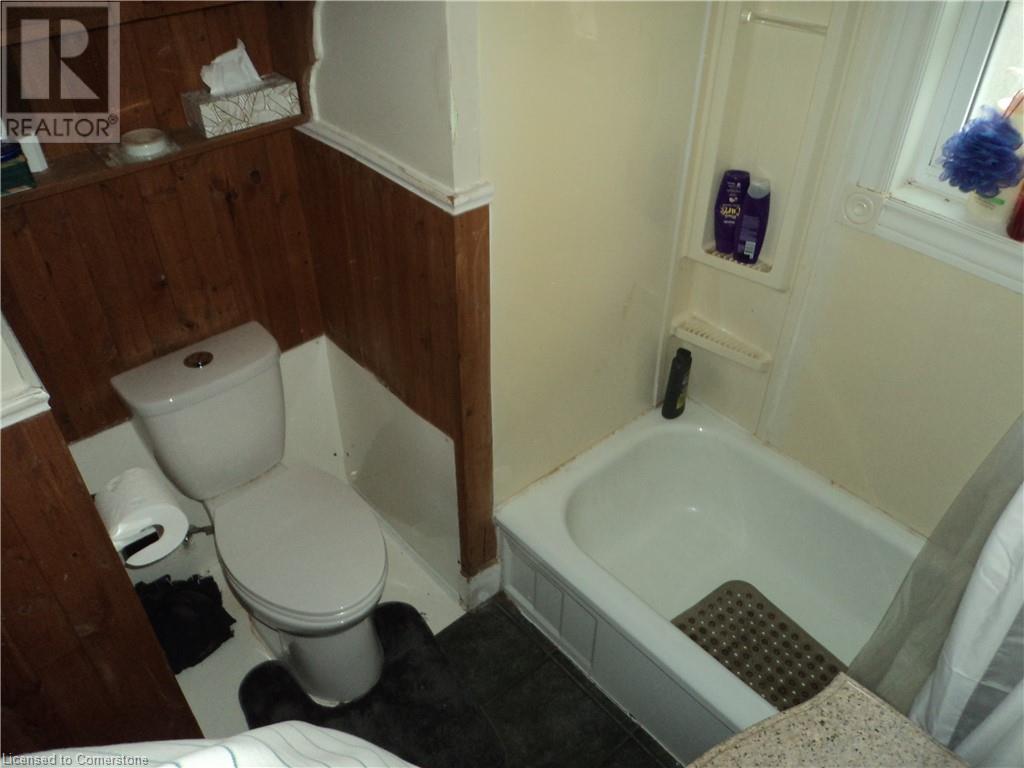 For sale 170 WEBB Street, Harriston, Ontario N0G1Z0 40607676